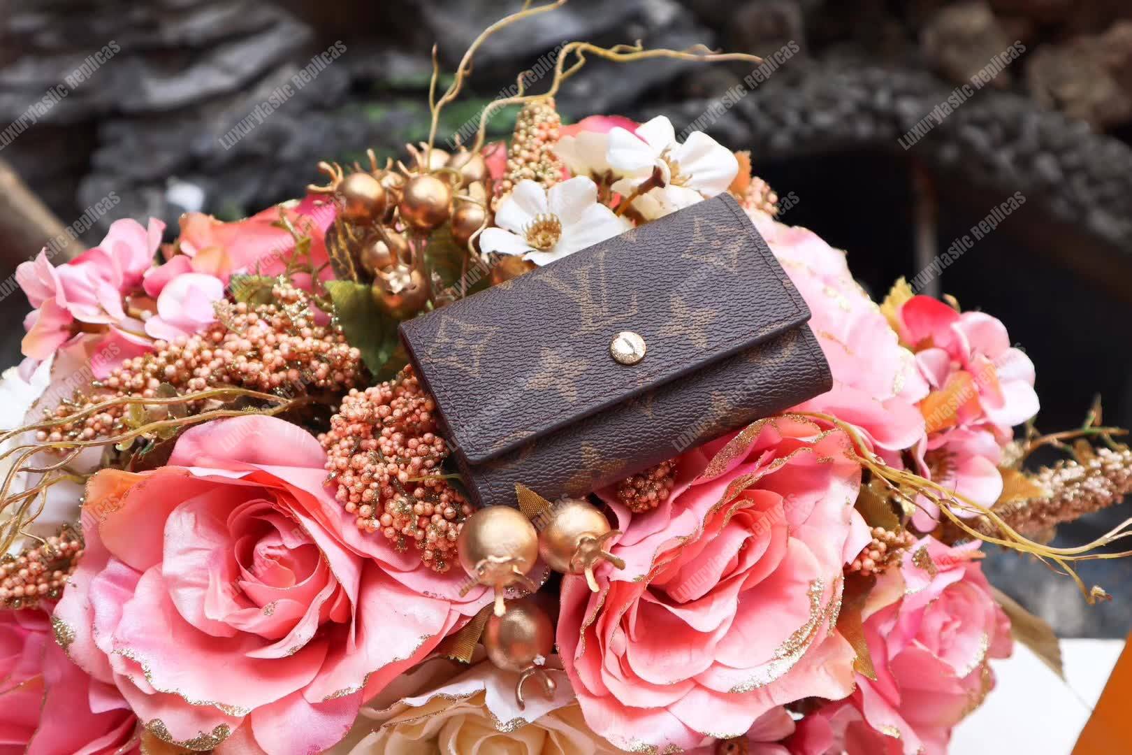 LV 6 Key Holder Monogram Canvas Armagnac