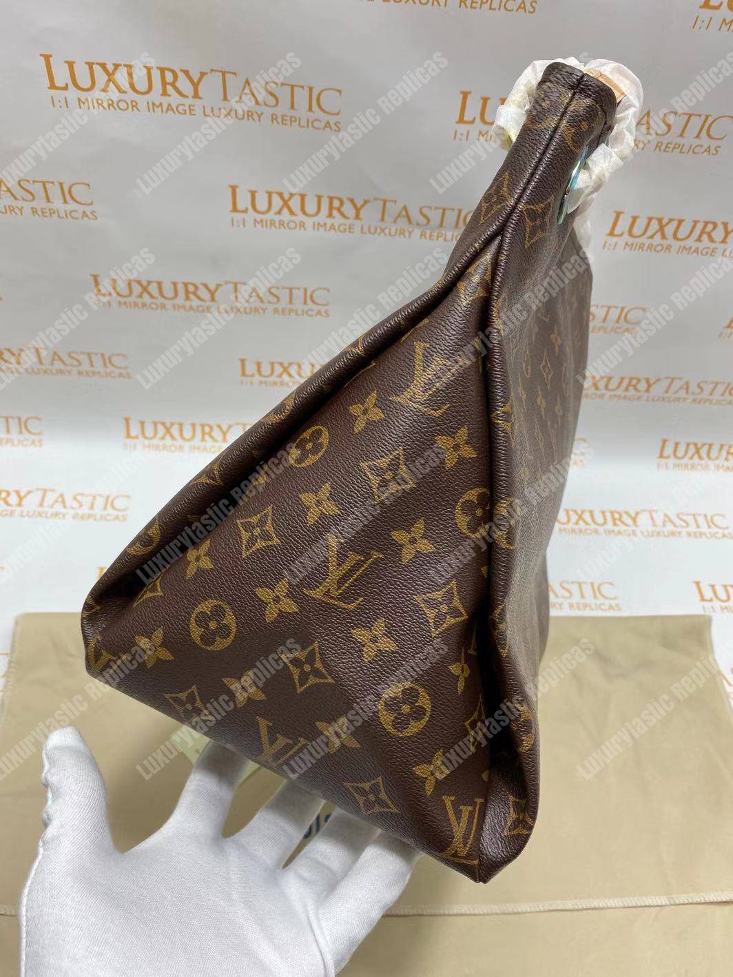 LV Artsy MM Monogram