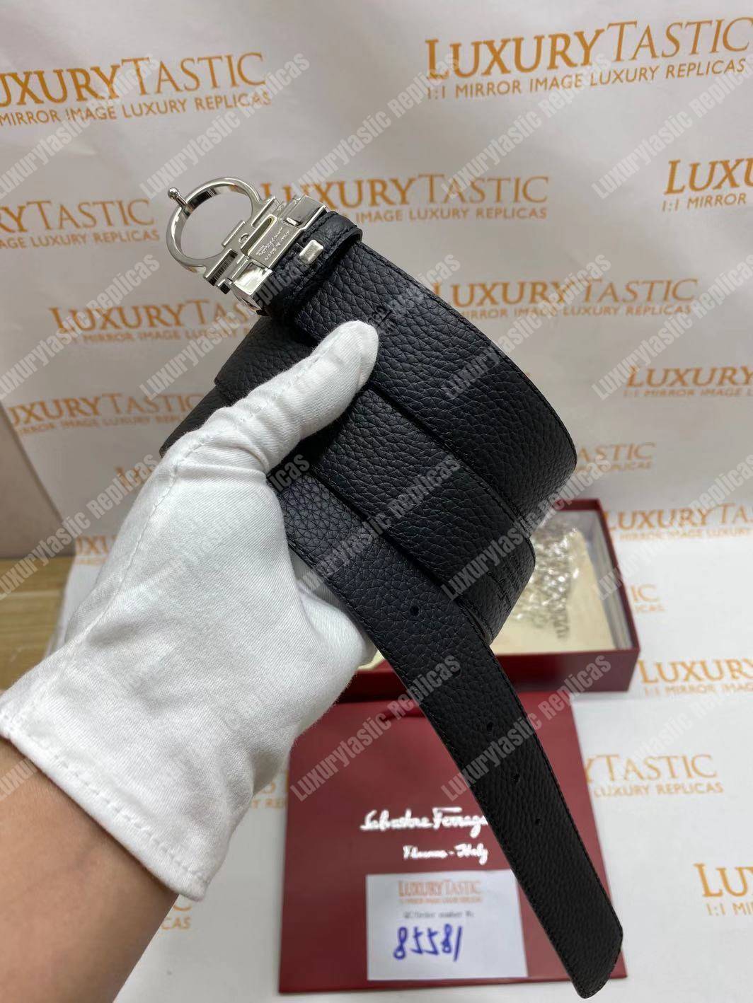 ﻿Salvatore Ferragamo Adjustable and Reversible Gancini Belt