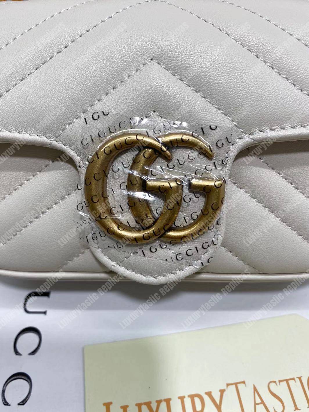 G*u*i gg marmont matelassé super mini bag white