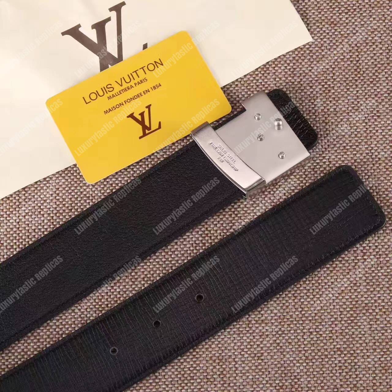 LV Initiales 40mm Epi Leather Silver Buckle