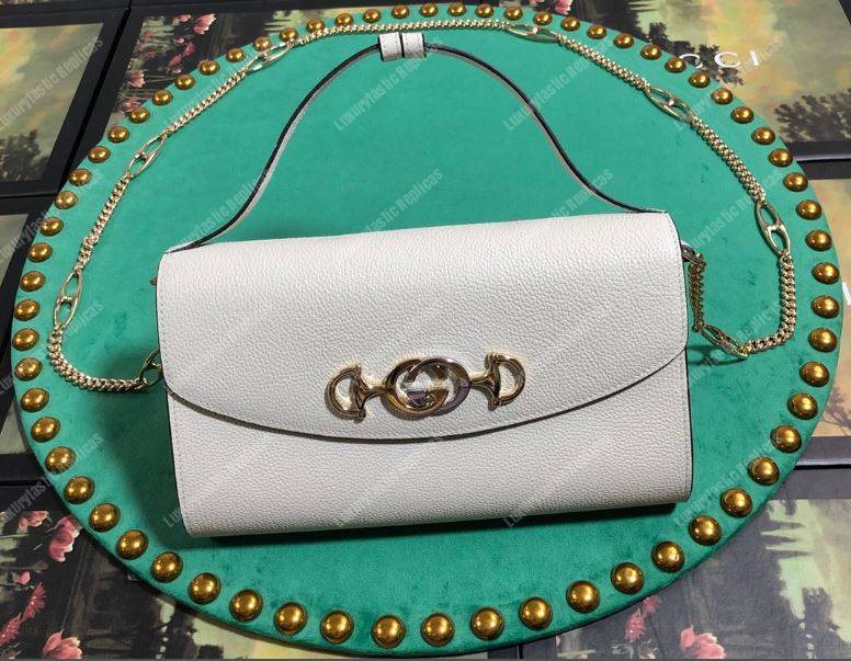 G*u*i zumi white smooth leather small shoulder bag