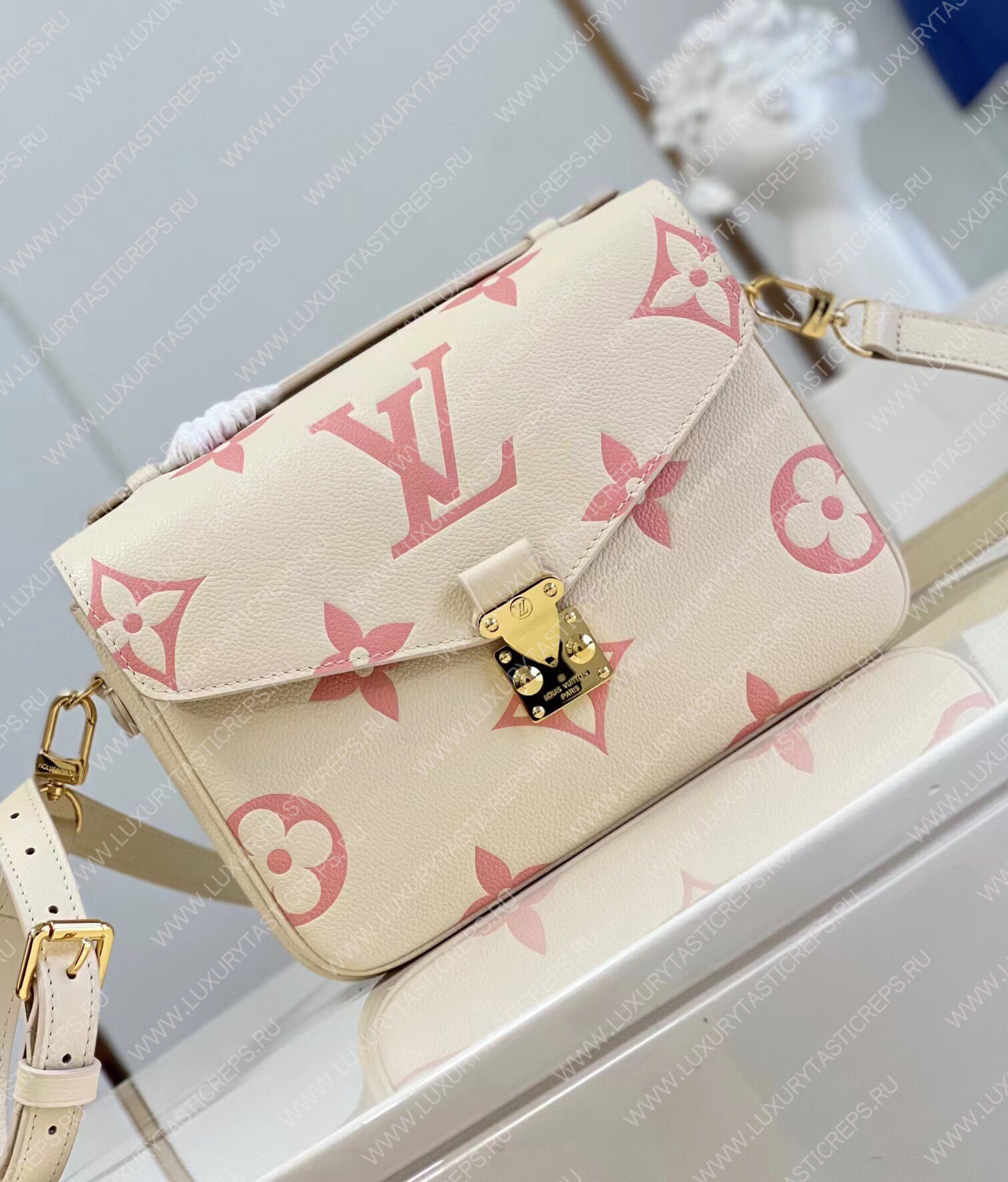 l**is V*t*n lv pochette mÉtis​ cream/pink m45809