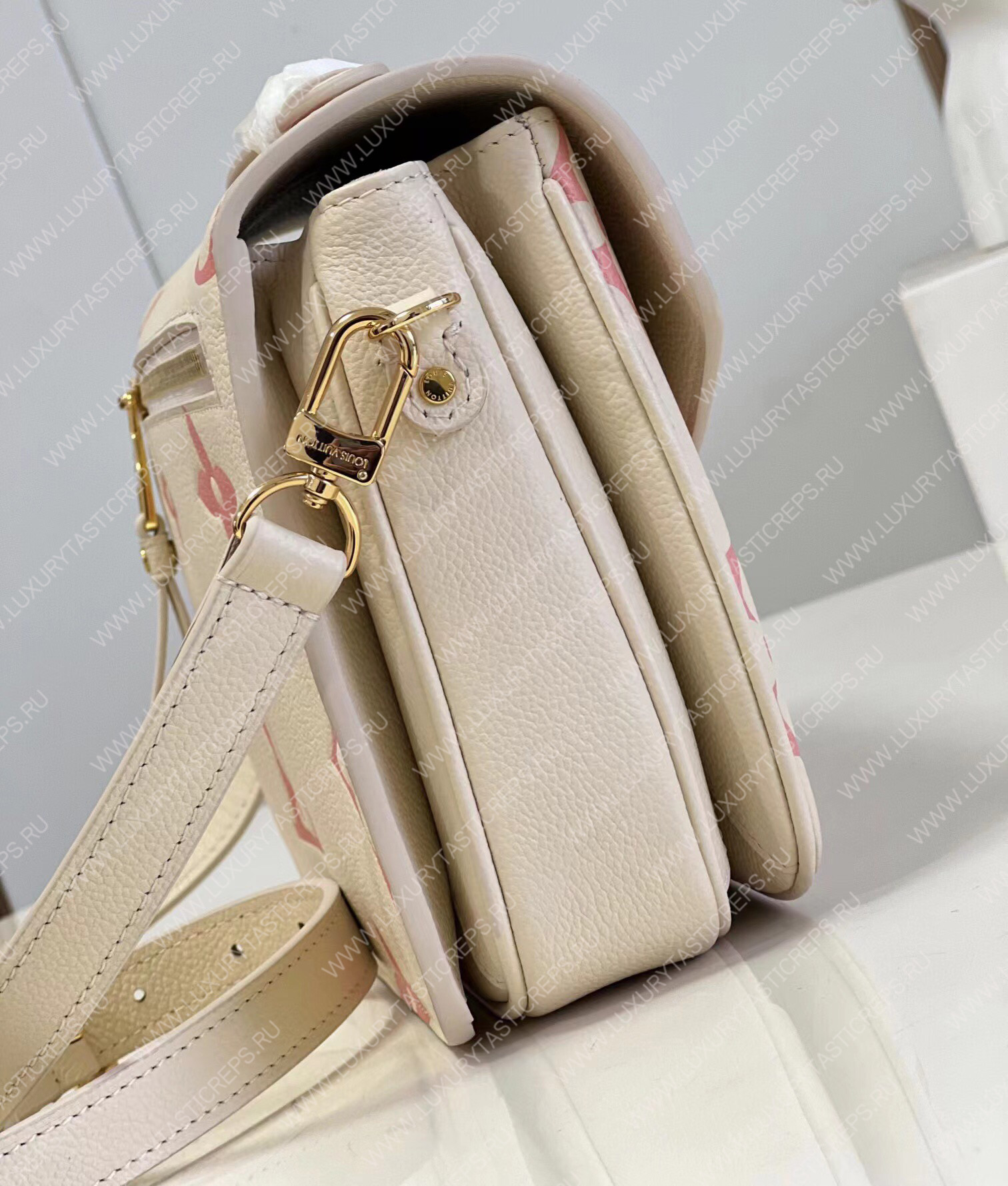 l**is V*t*n lv pochette mÉtis​ cream/pink m45809