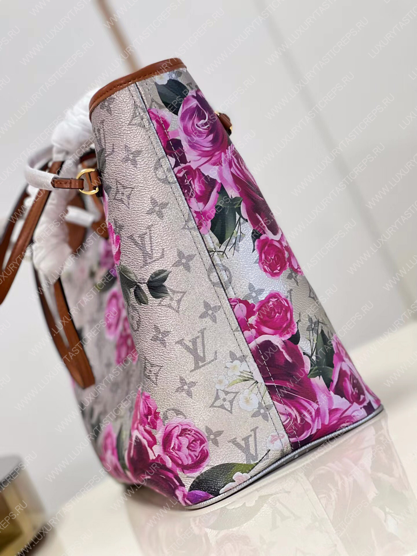 l**is V*t*n neverfull mm silver m21352