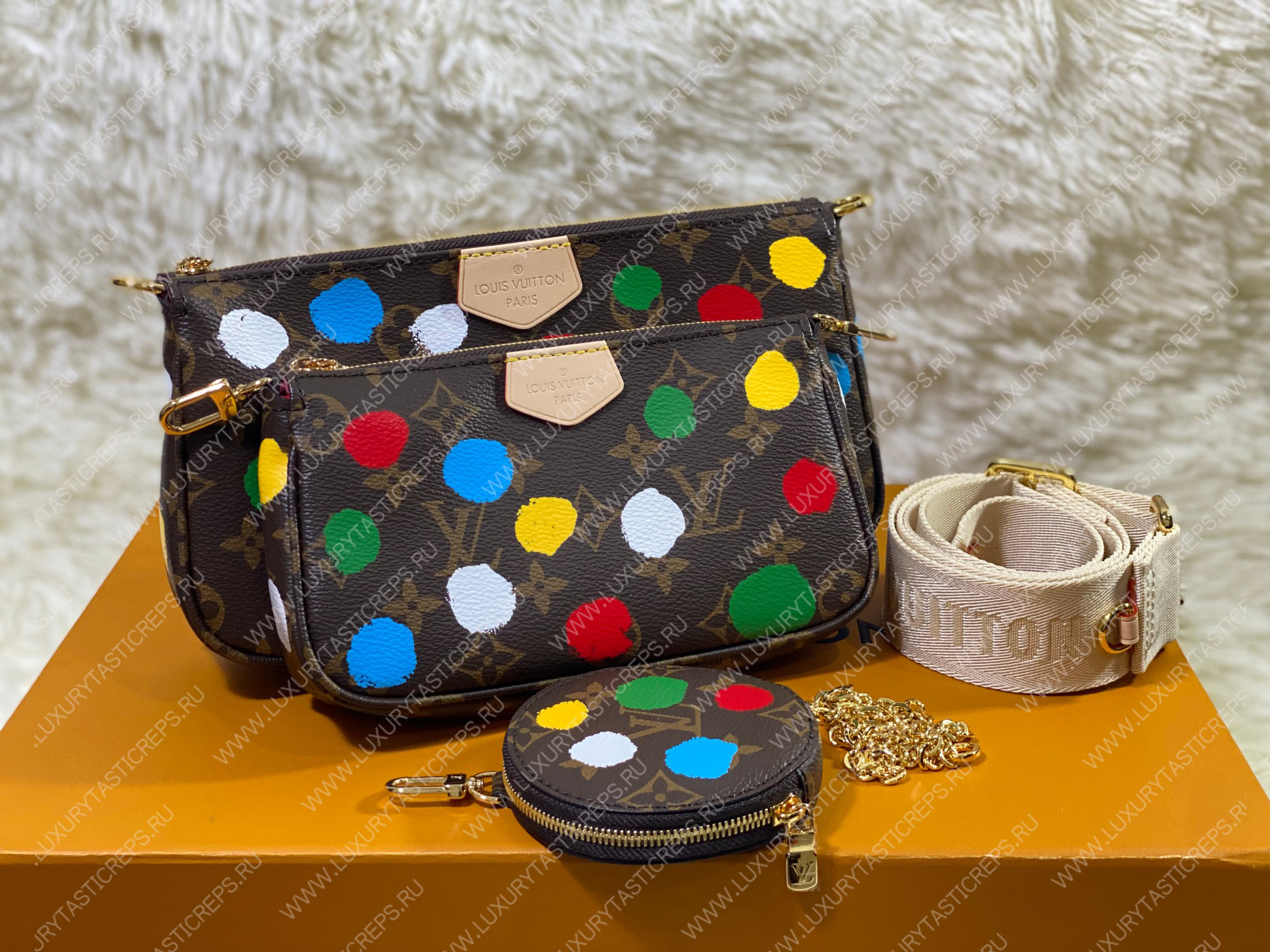 l**is V*t*n lv x yk multi pochette accessoires brown m46385