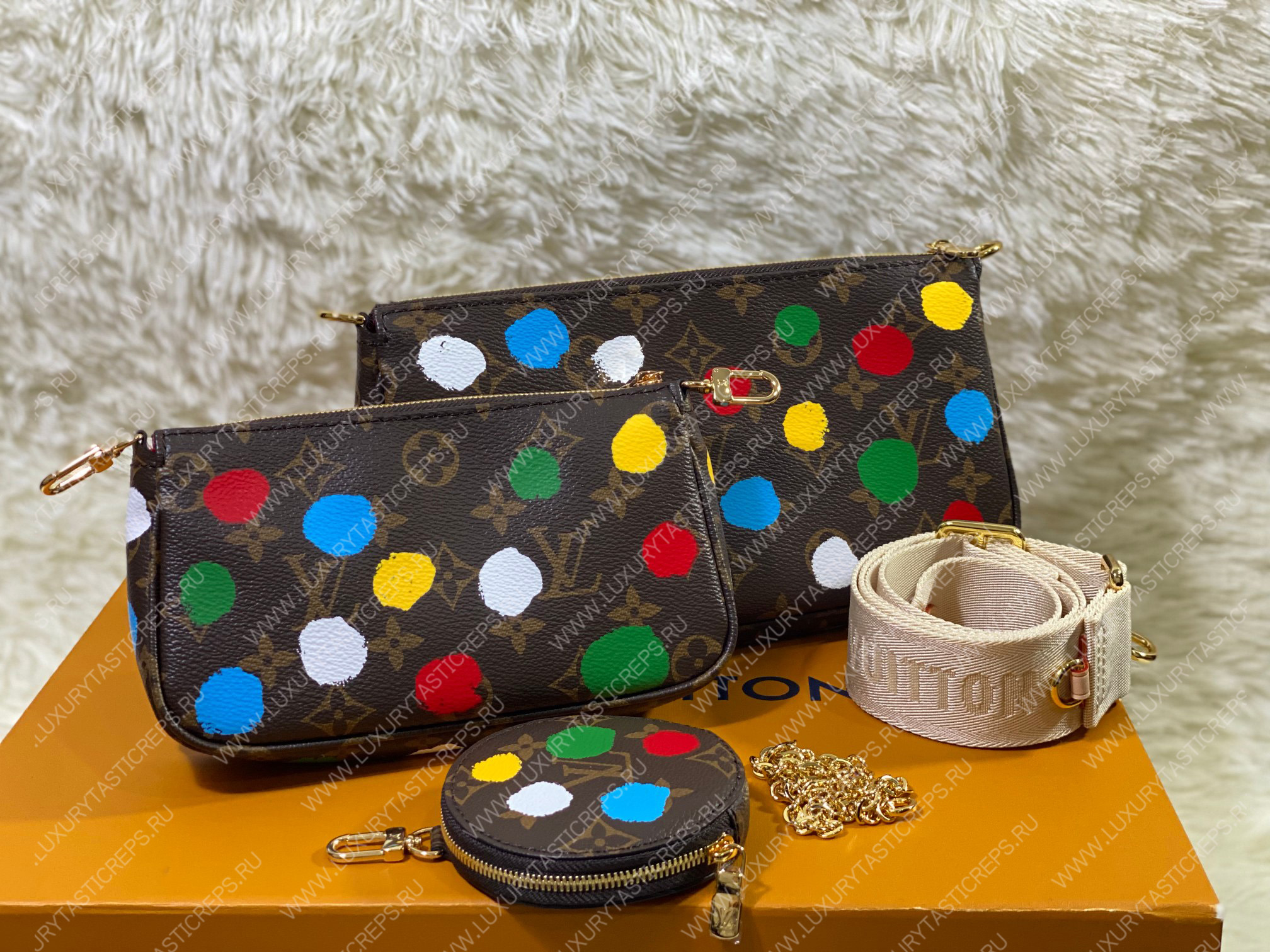 l**is V*t*n lv x yk multi pochette accessoires brown m46385