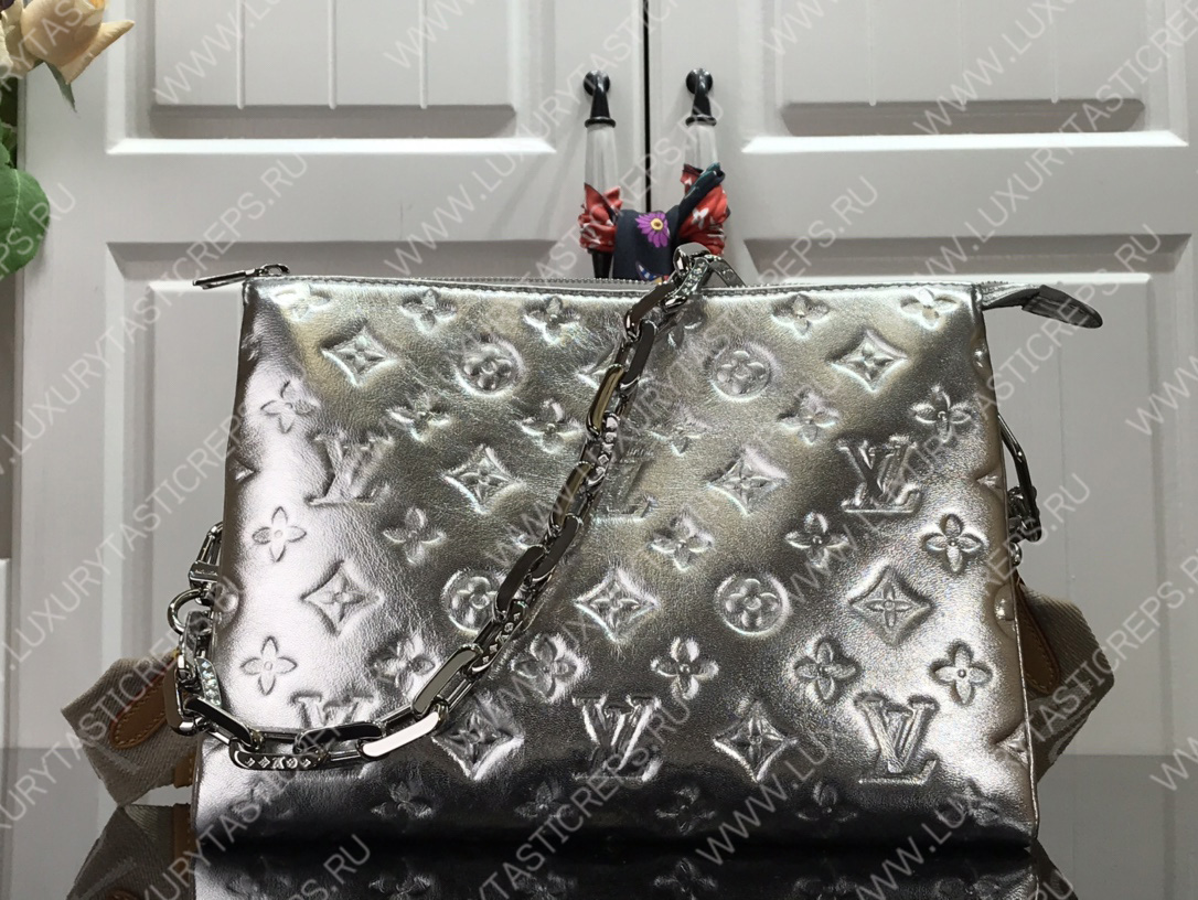l**is V*t*n coussin pm silver m57793