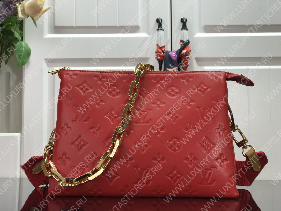 l**is V*t*n coussin pm red m57793