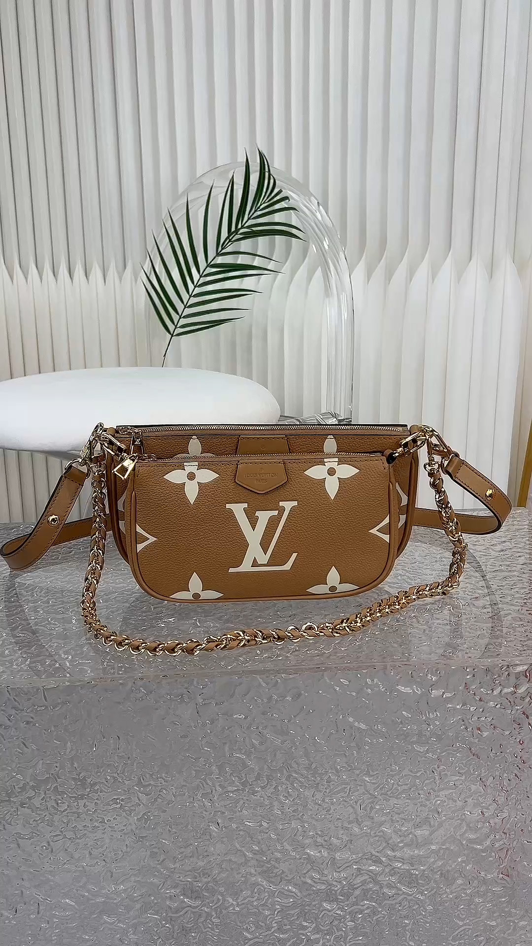 l**is V*t*n multi pochette accessoires arizona beige / cream m45983