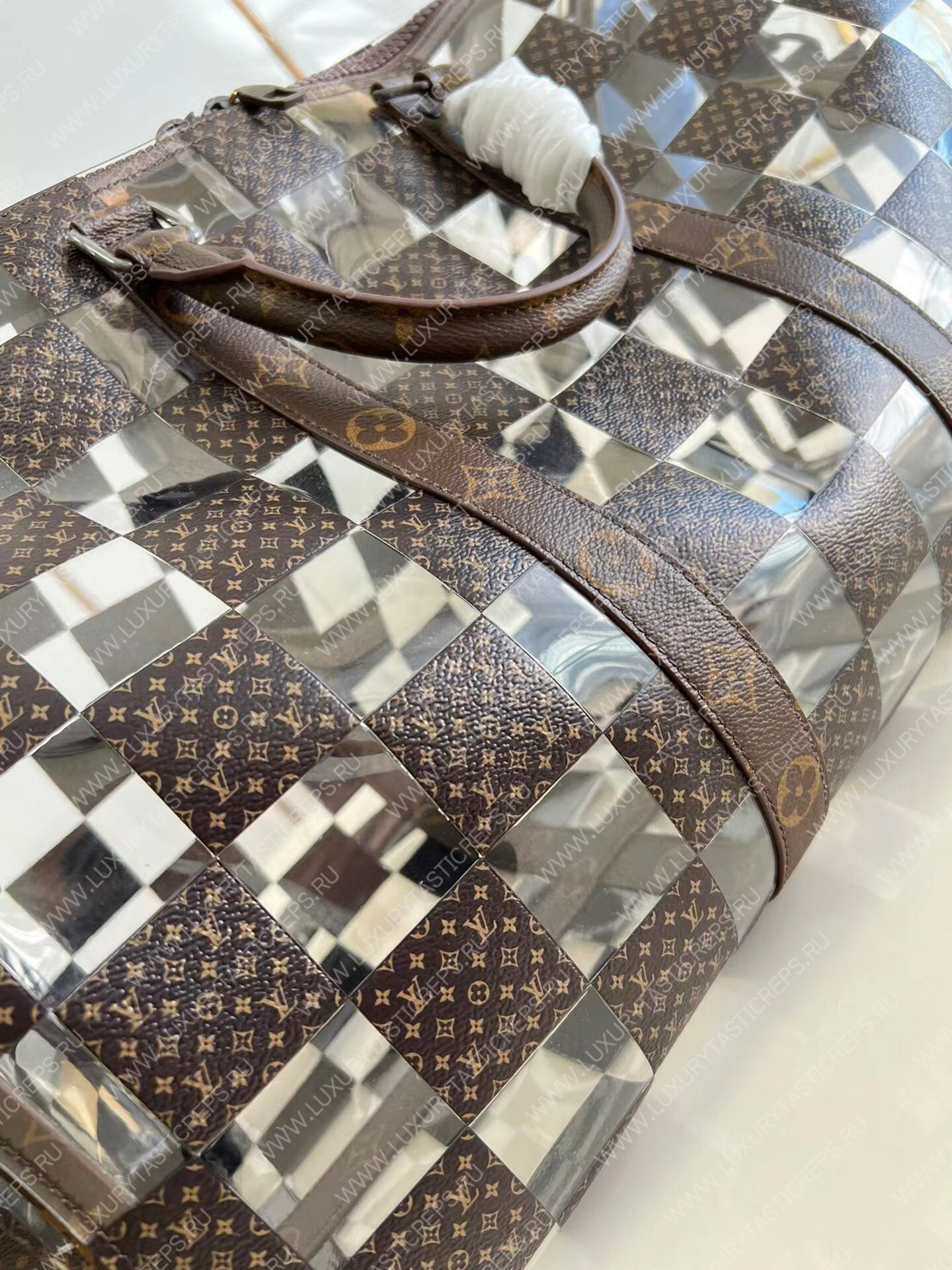 l**is V*t*n keepall bandouliÈre 50 monogram chess coated