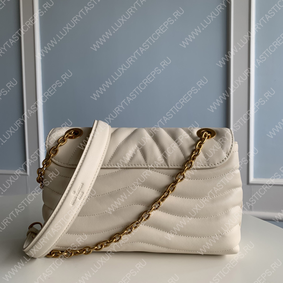 l**is V*t*n new wave chain bag mm ivory m58549