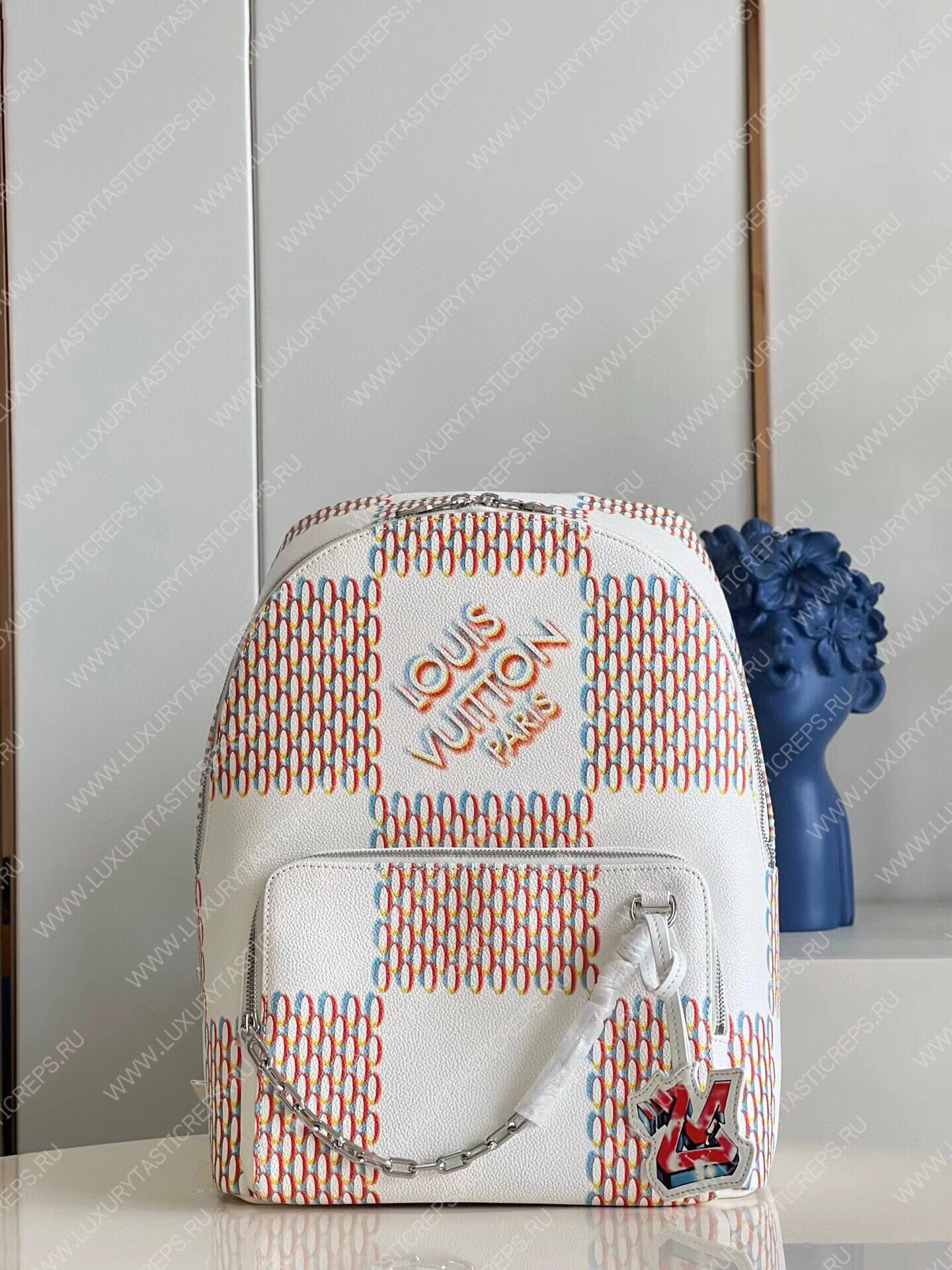 l**is V*t*n racer backpack damier white m20664