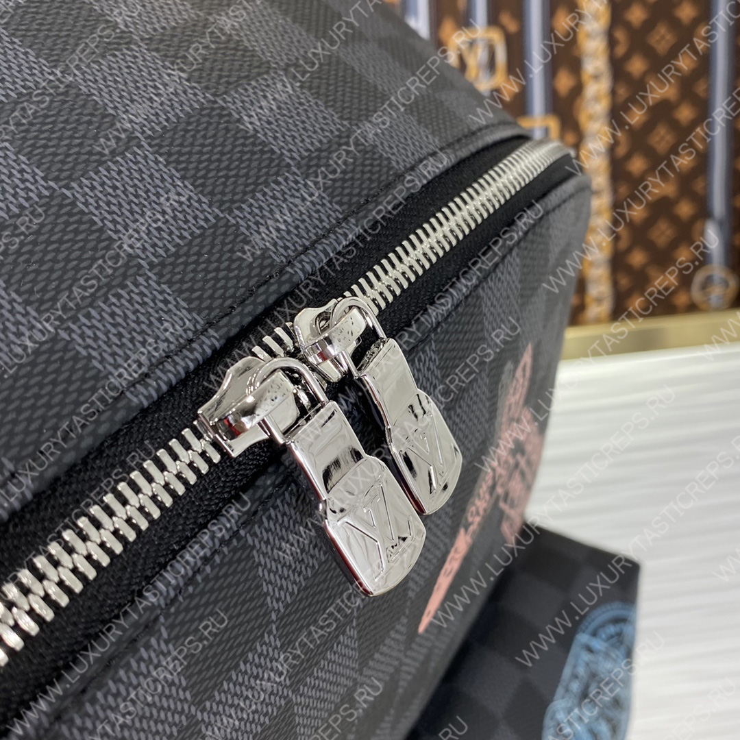 l**is V*t*n discovery backpack graphite n45275