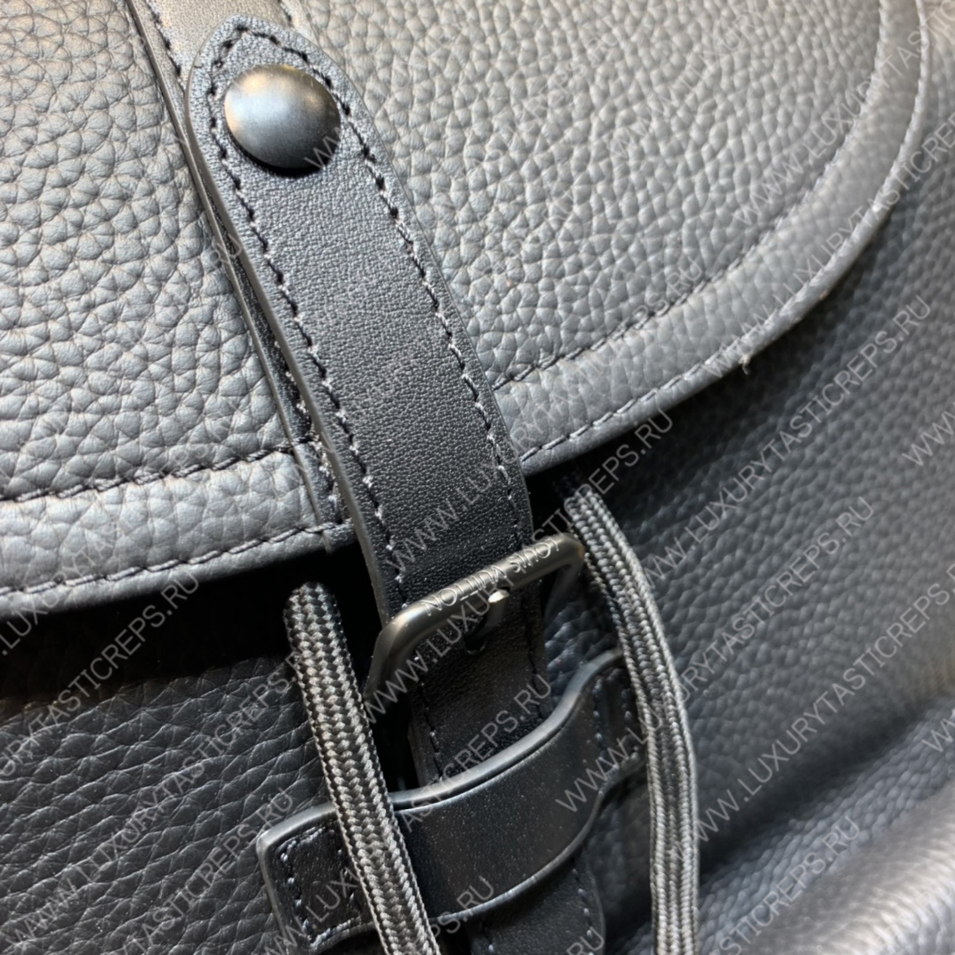 l**is V*t*n christopher slim backpack black m58644