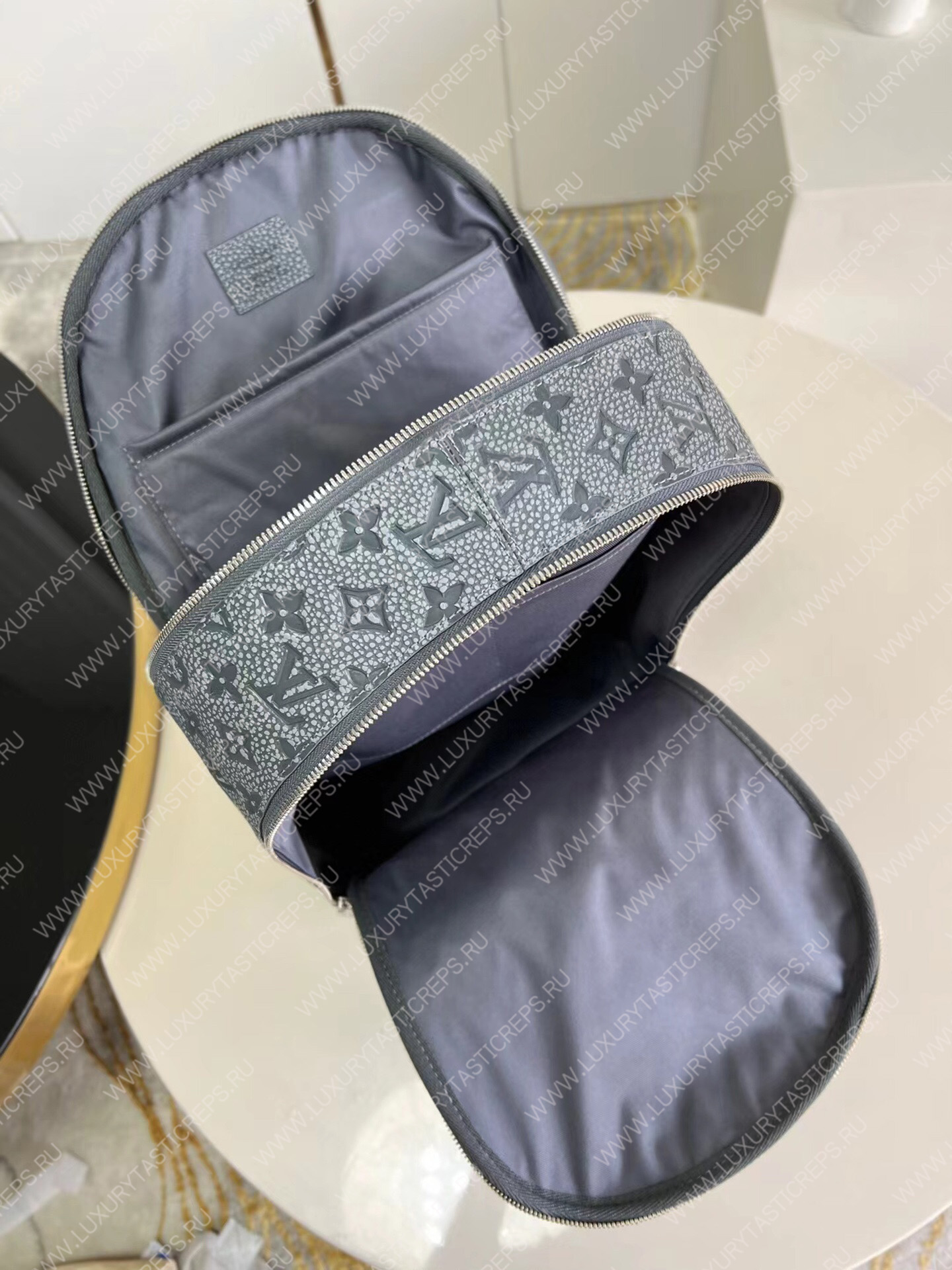 l**is V*t*n ellipse backpack granite m20877
