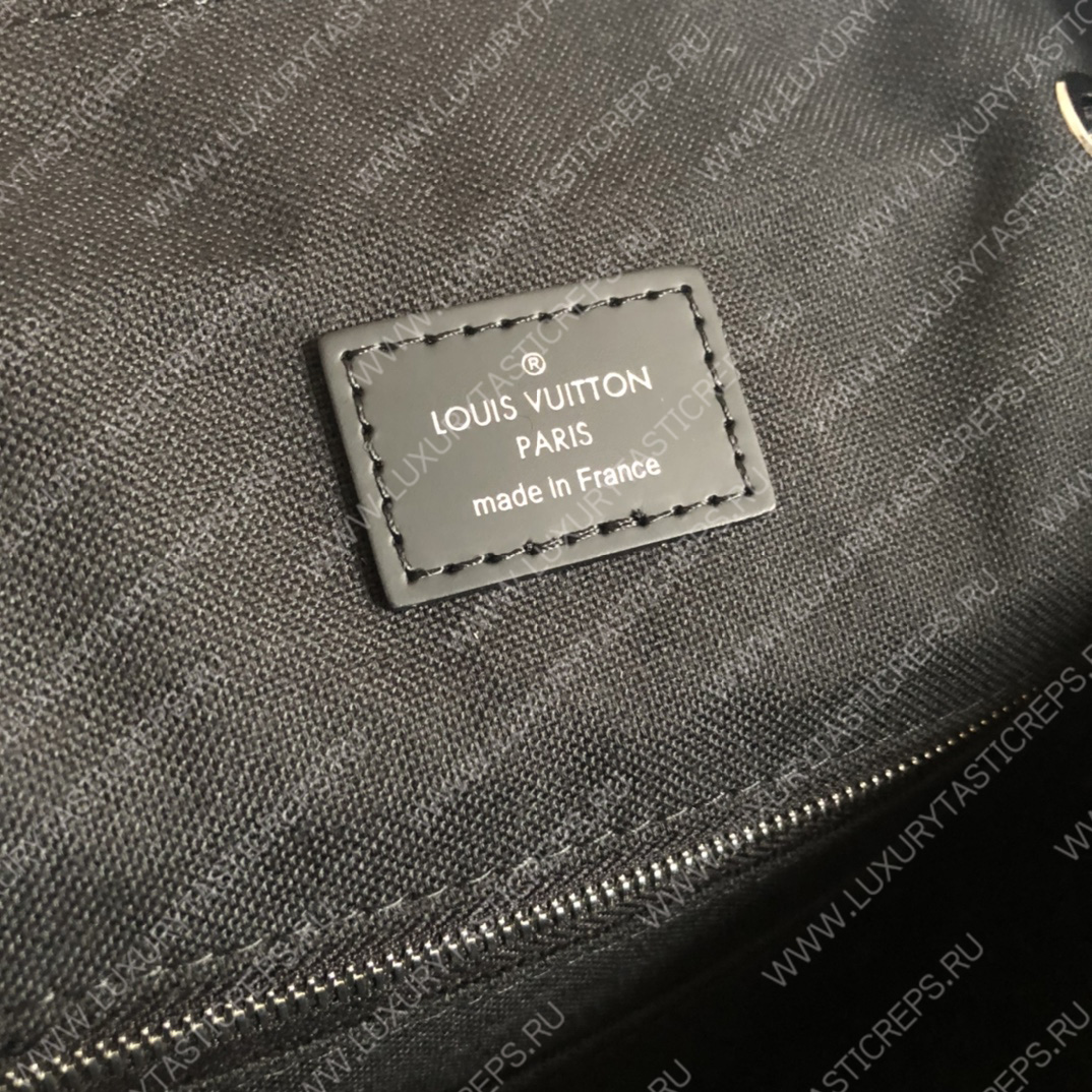 l**is V*t*n christopher pm brown m43735