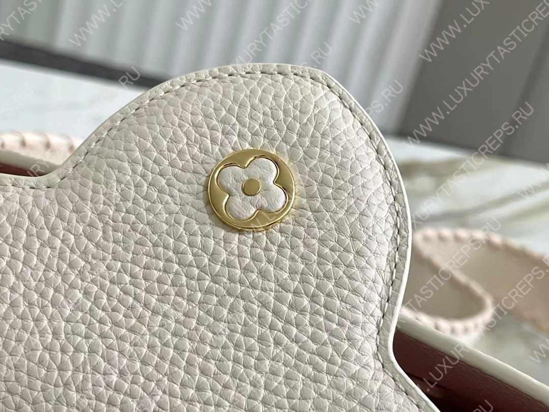 l**is V*t*n capucines mm white m21121