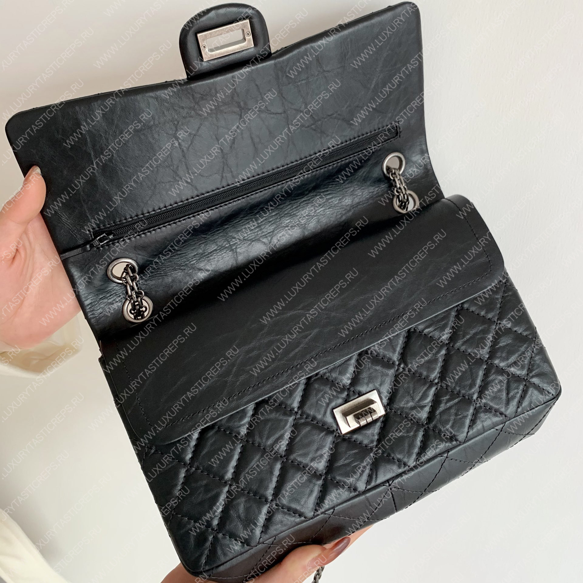 Ch*el reissue 2.55 bag black a37585
