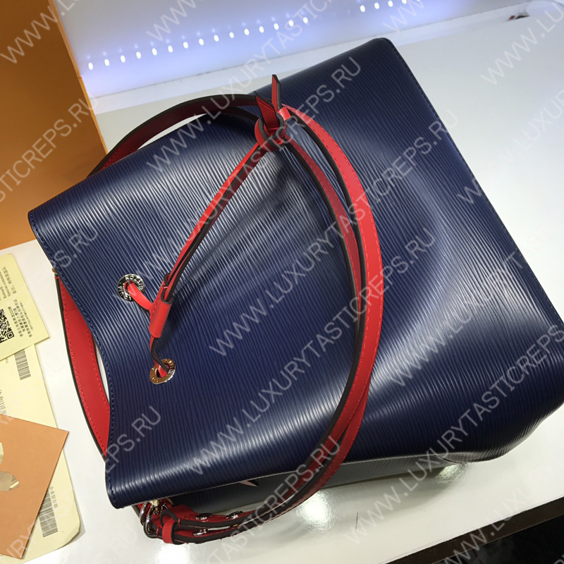 l**is V*t*n nÉonoÉ mm indigo blue m54367