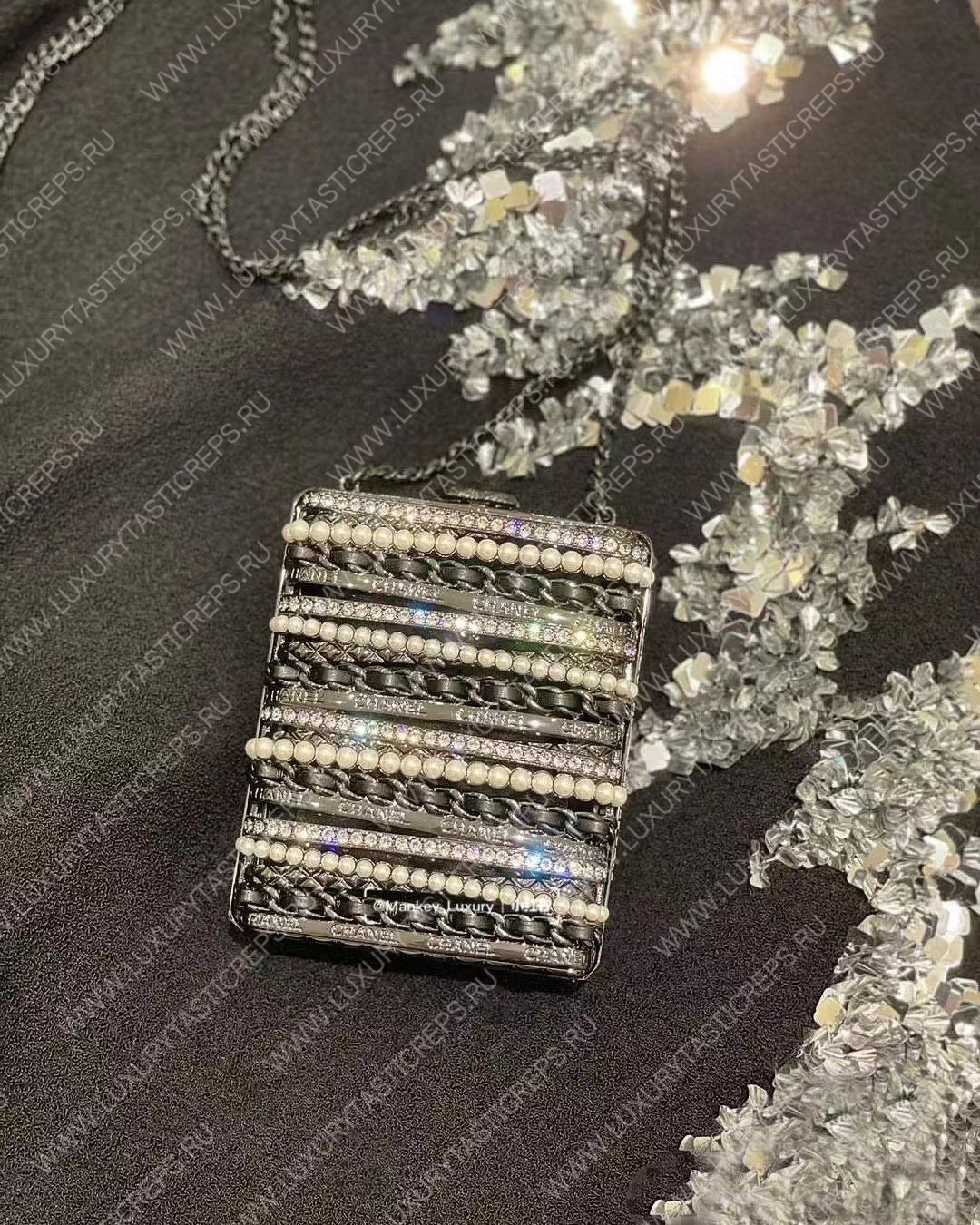 Ch*el small evening bag strass imitation pearls gold black white as3528