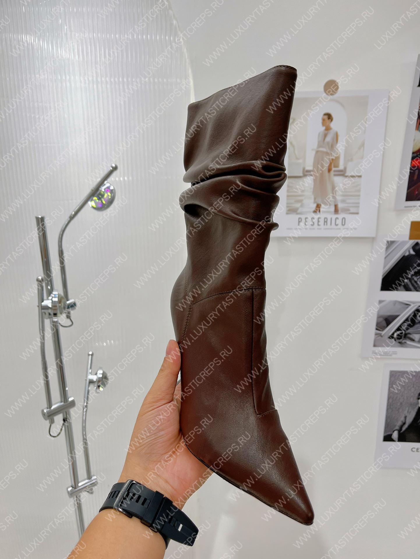 AMINA MUADDI JAHLEEL BOOTIE BROWN AM60004