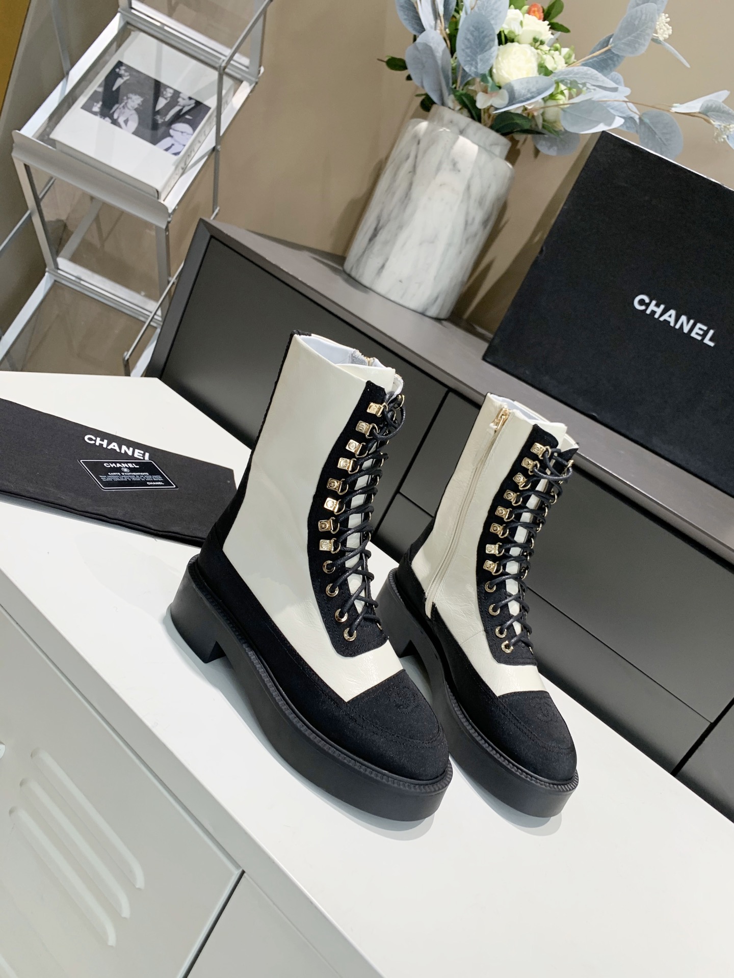 Ch*el lace-up boots black & white g38086