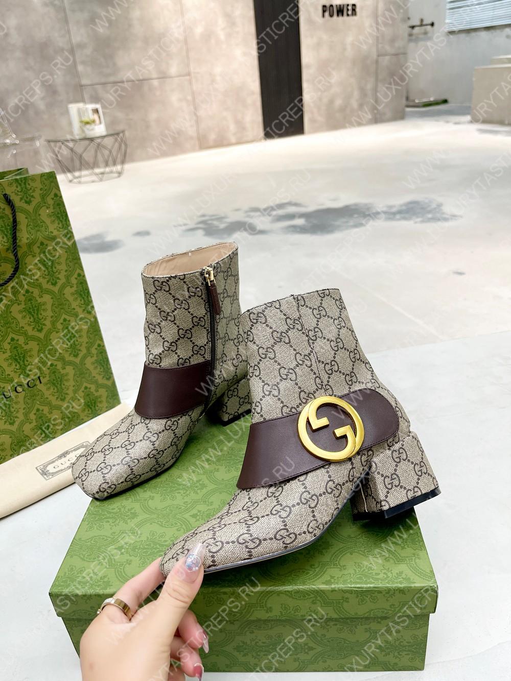 G*u*i blondie ankle boot beige & ebony 701706