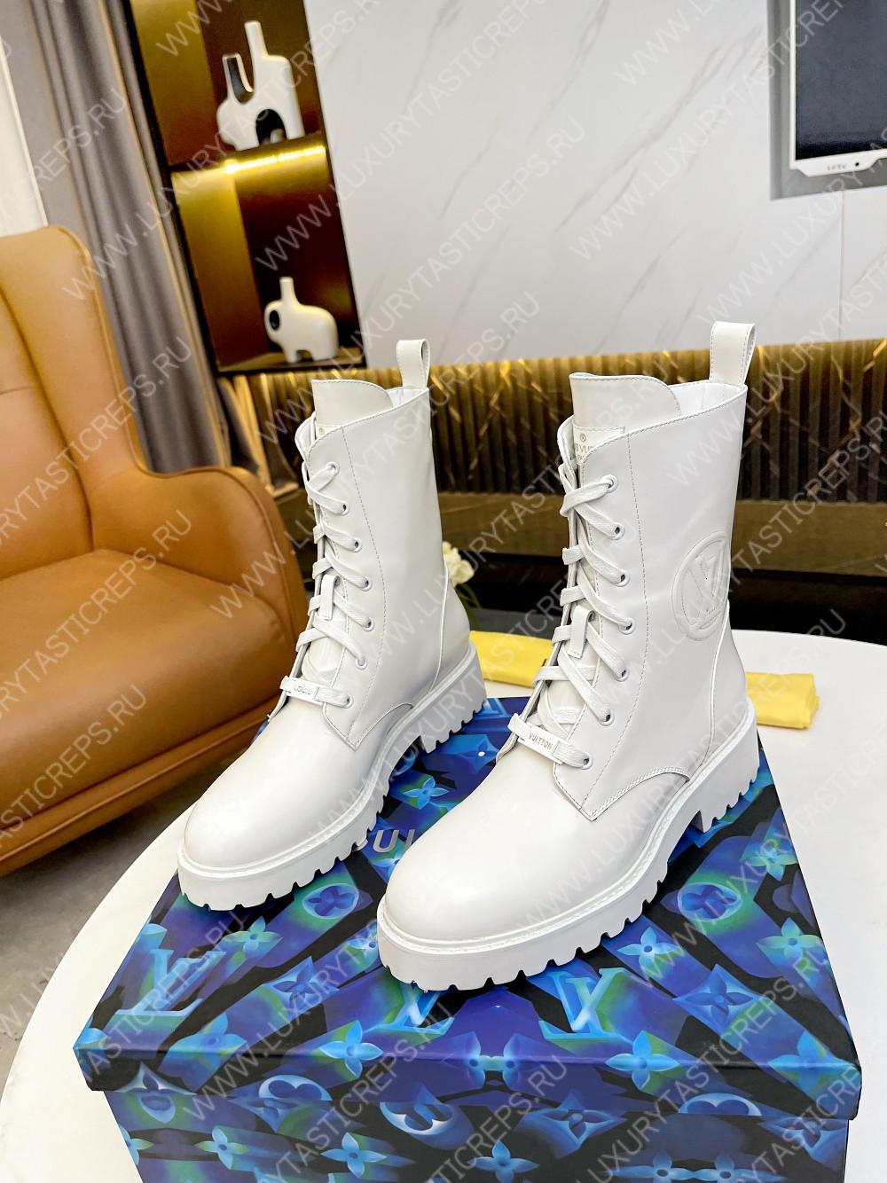 l**is V*t*n territory flat high ranger white 1aabca