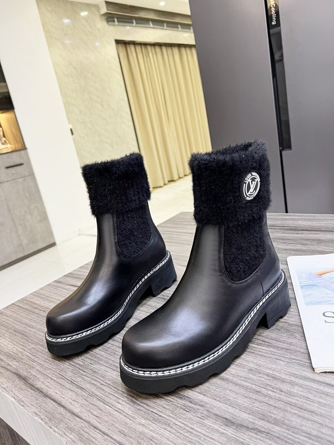 l**is V*t*n beaubourg ankle boots black 1a8qcm