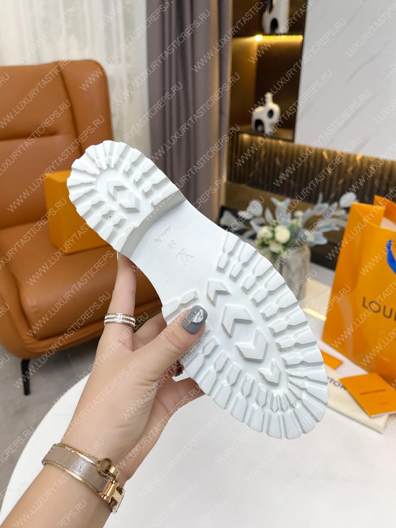 l**is V*t*n ranger ankle boots white 1a9fdj