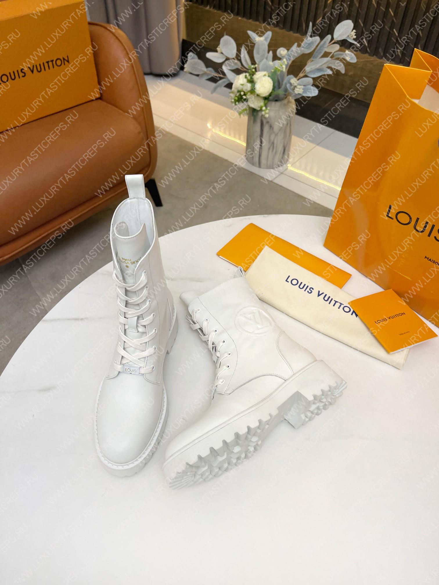 l**is V*t*n ranger ankle boots white 1a9fdj