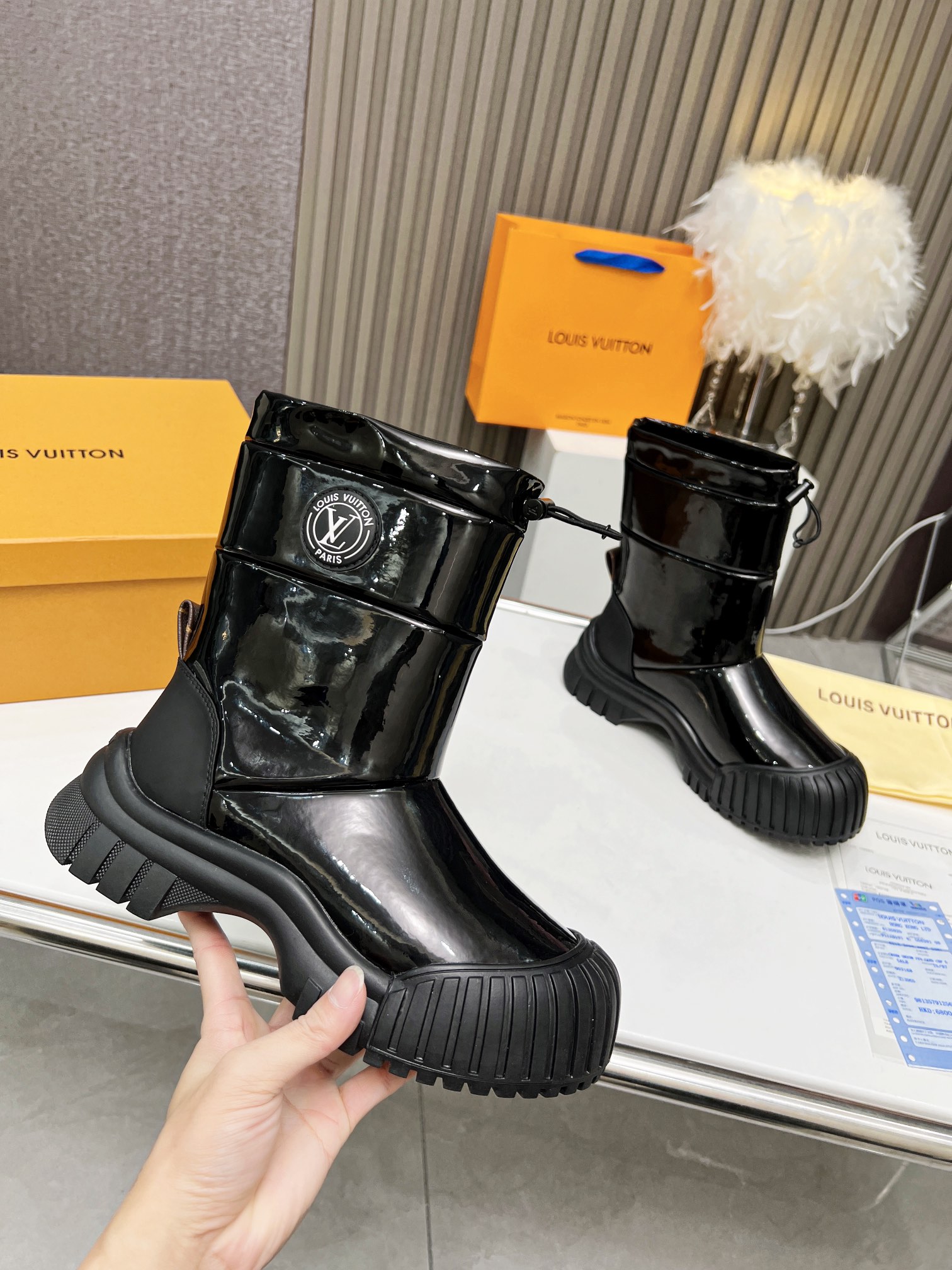 l**is V*t*n ruby flat hallf boots black 1aalzo