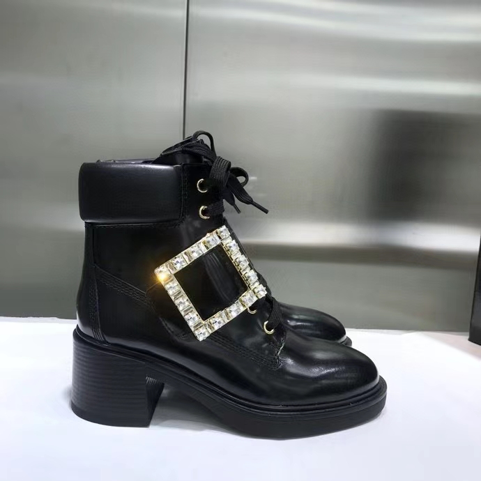 ROGER VIVIER VIV’ RANGERS ANKLE BOOTS BLACK RVW59829750OWQB999
