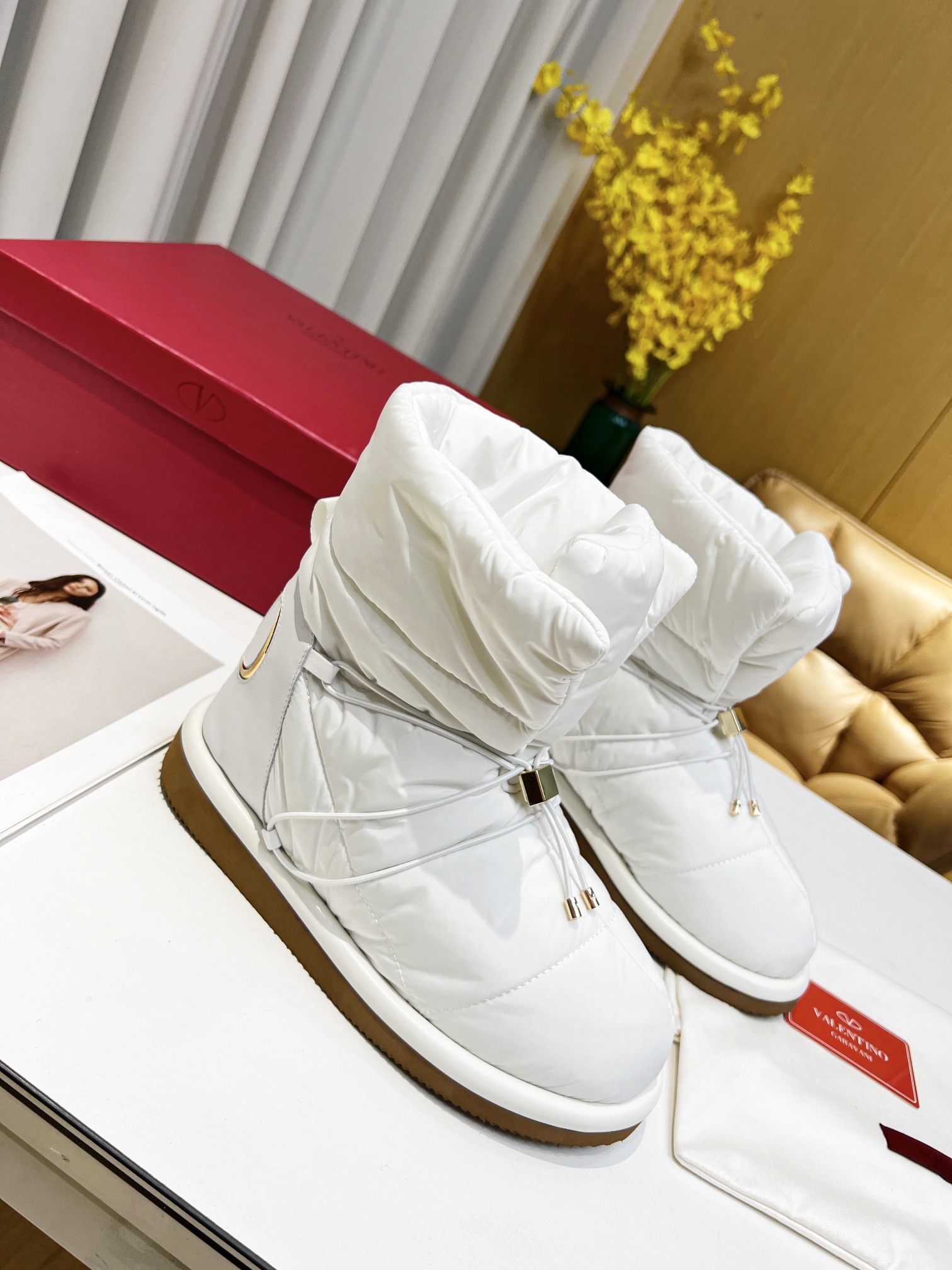 VALENTINO V-LOGO SNOW BOOTIES WHITE XW2S0DY3KCF