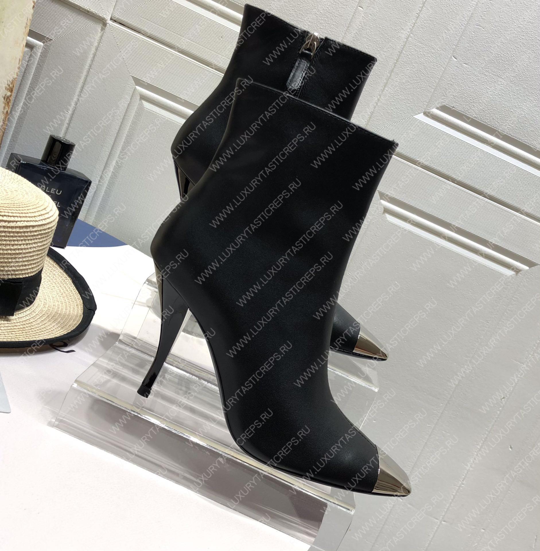 YVES SAINT LAURENT HEELED ANKLE BOOTS BLACK 14-FL7ALD
