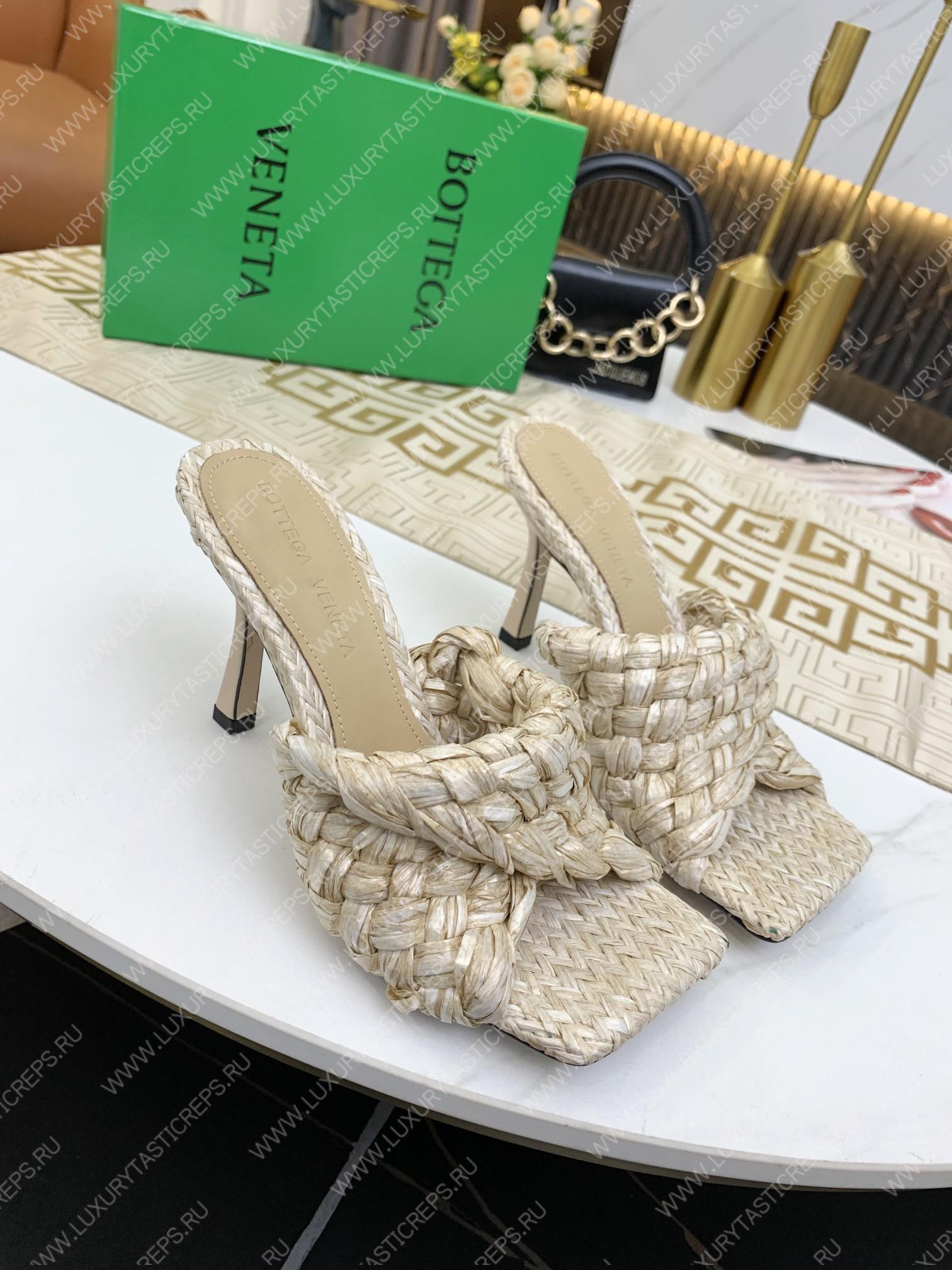 bo*te*ga Ve*ne*ta dot wave mules beige 708882v