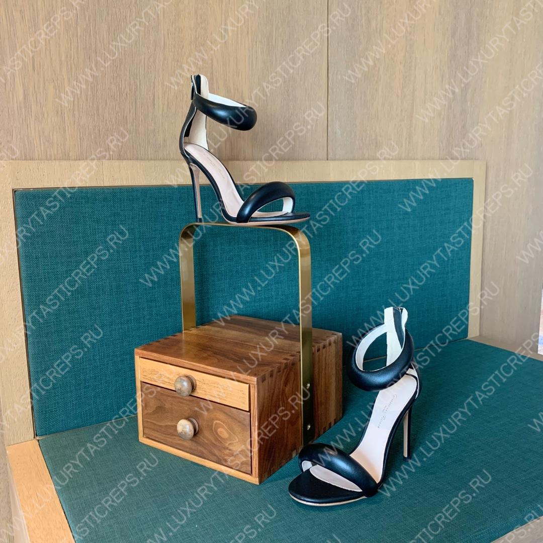 GIANVITO ROSSI BIJOUX NAPPA SANDAL BLACK G61635