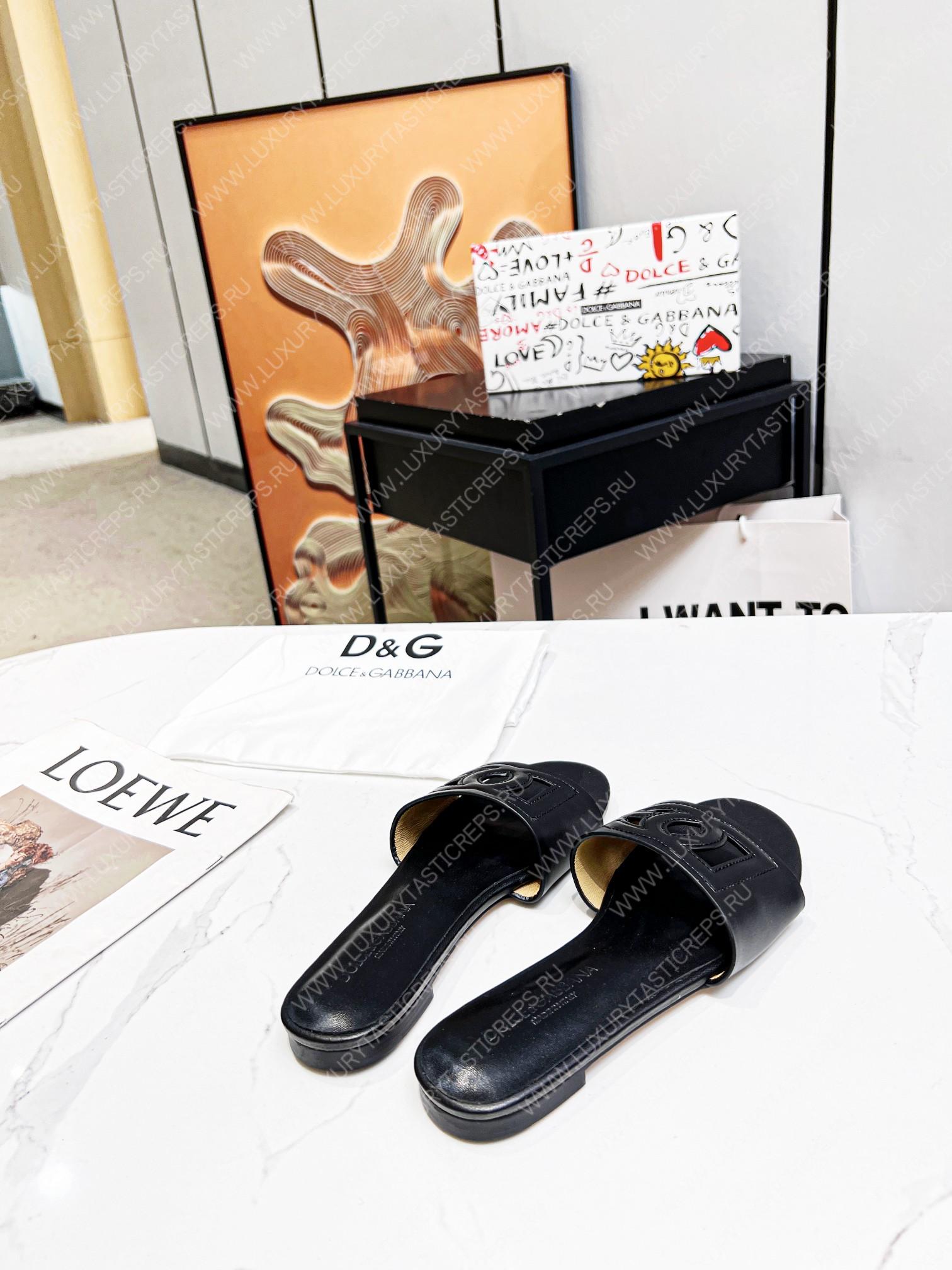 DOLCE & GABBANA CALFSKIN SLIDERS WITH DG LOGO BLACK CQ0436AY