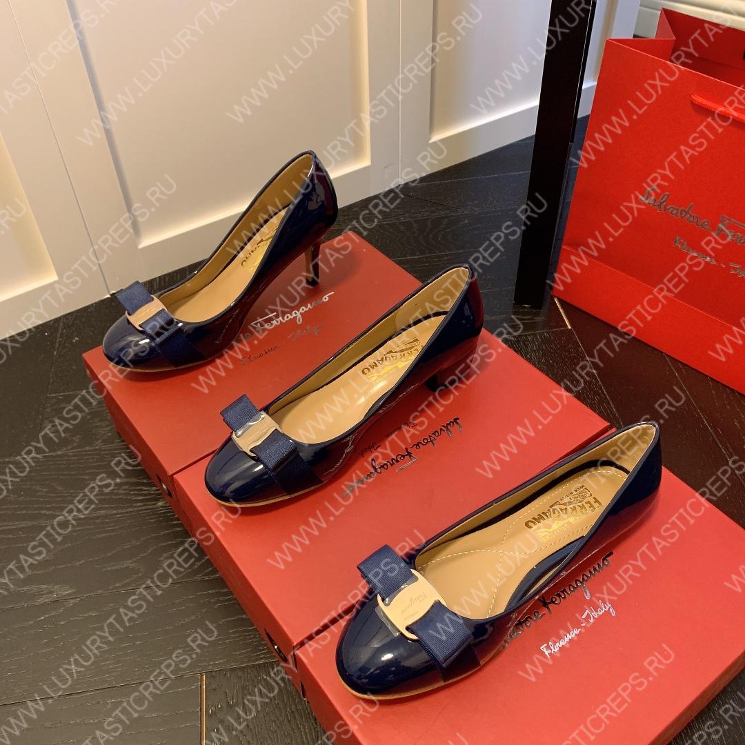 FERRAGAMO VERA BOW PUMP SHOE BLUE 01B221