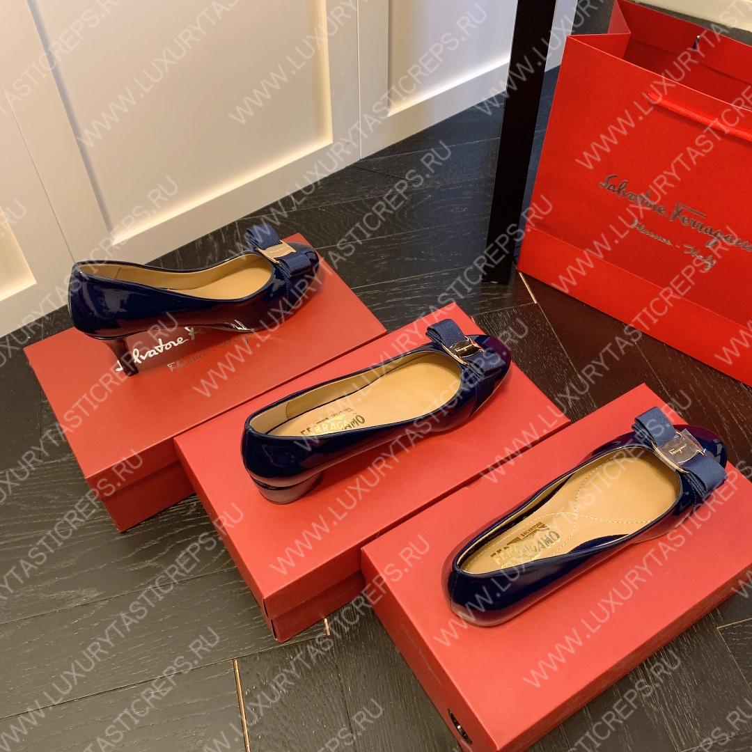FERRAGAMO VERA BOW PUMP SHOE BLUE 01B221