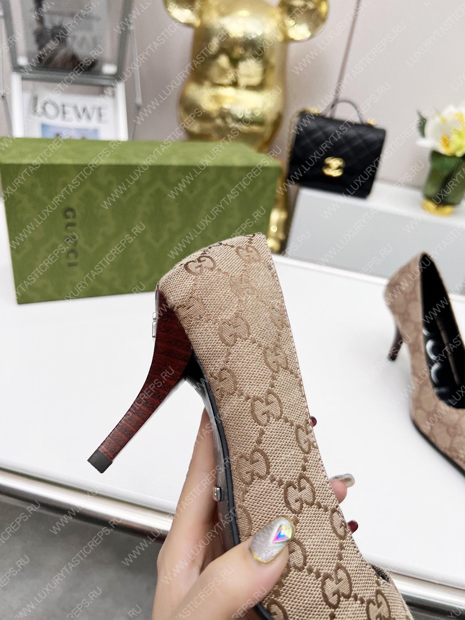 G*u*i women high heel pump light beige/brown 723430