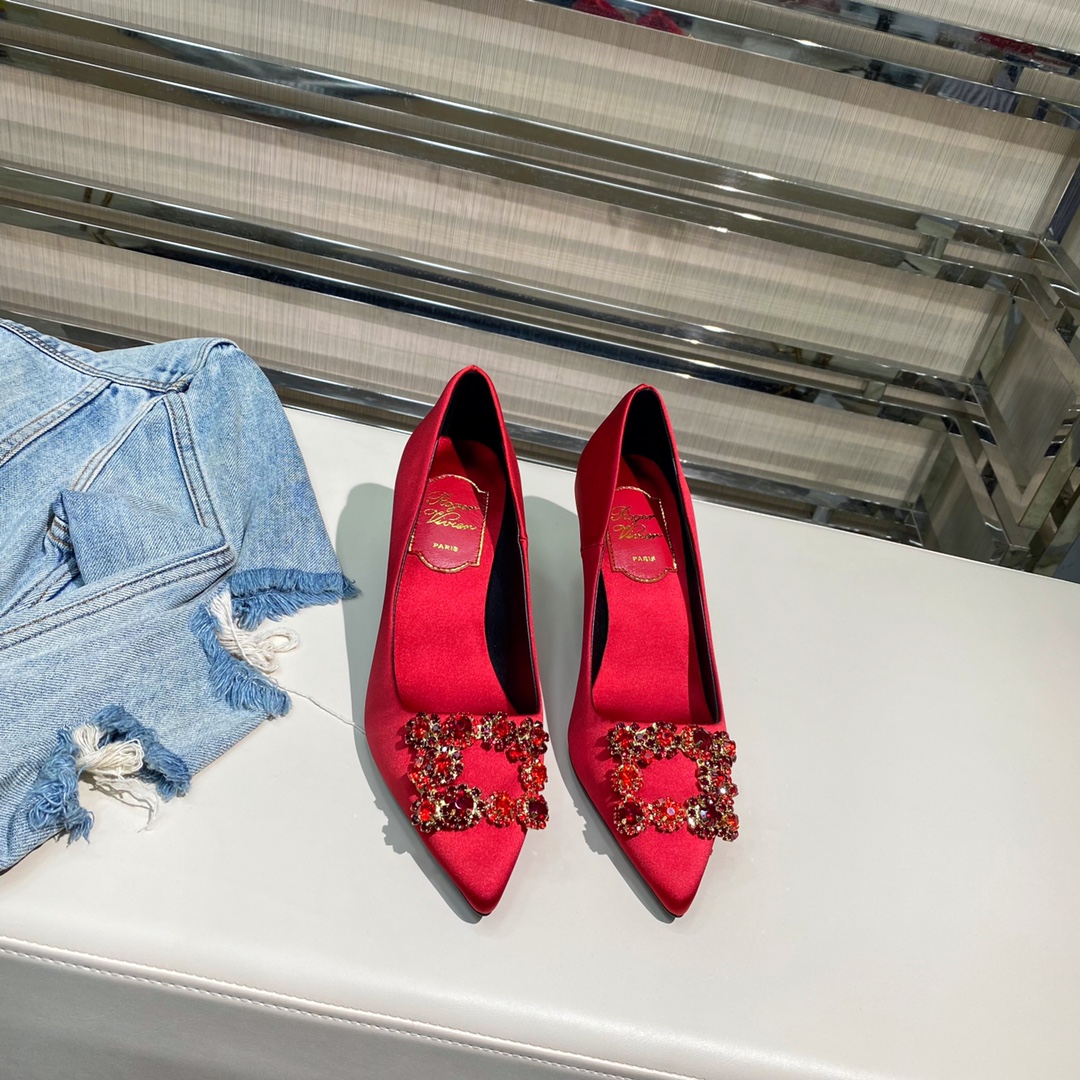 ROGER VIVER FLOWER STRASS BUCKLE PUMPS RED RVW4141