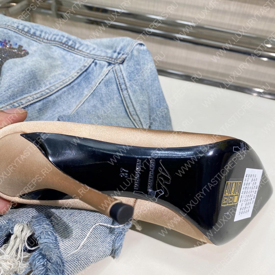 ROGER VIVER FLOWER STRASS BUCKLE PUMPS IN STAIN SHINY NUDE RVW4141