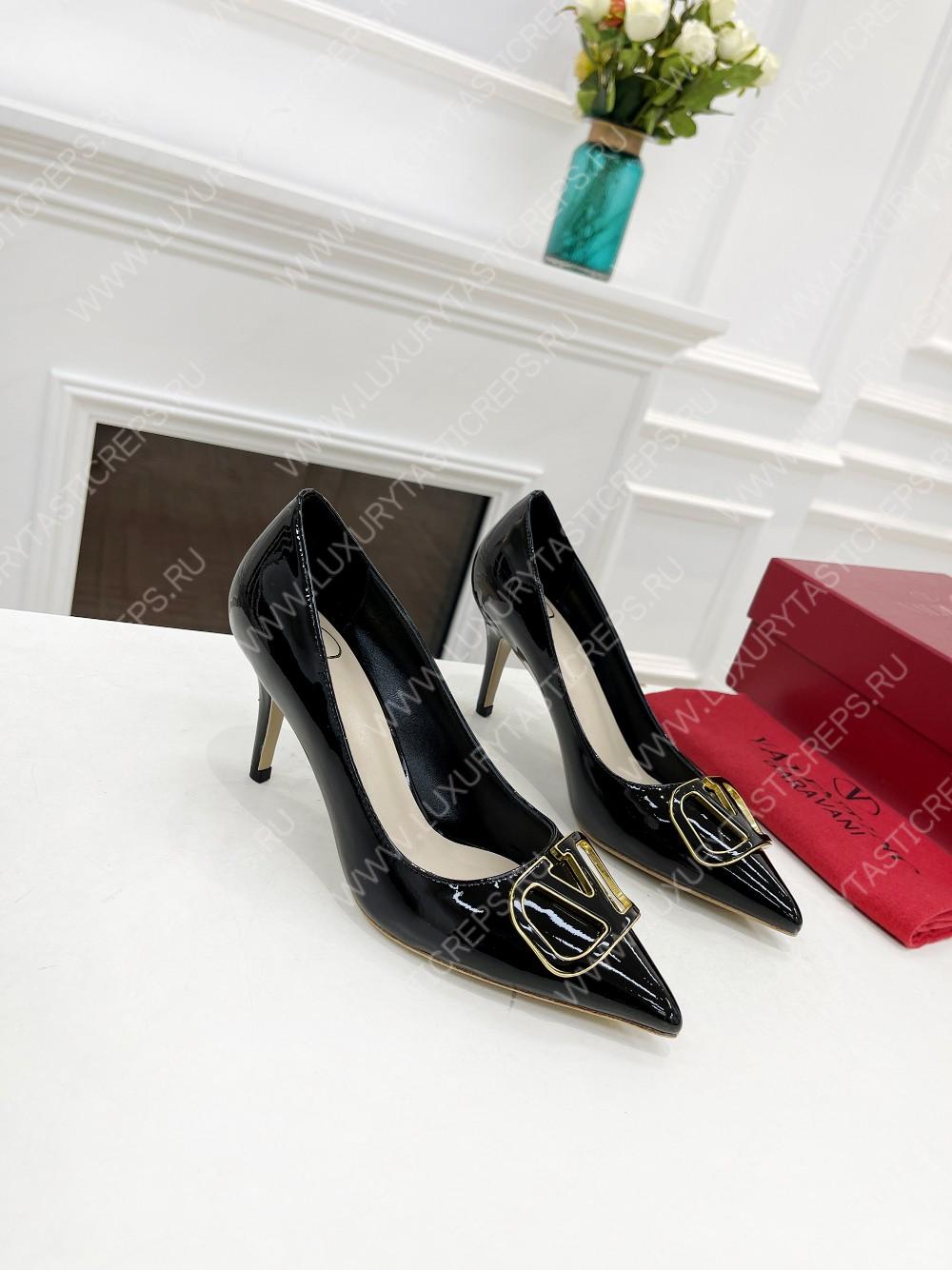 VALENTINO V BUCKLE PUMPS BLACK 1W2S0FH8LAFGF9