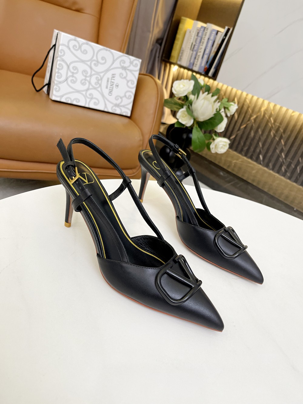 VALENTINO VLOGO SIGNATURE SLINGBACK PUMP BLACK 2W2S0R01TMK