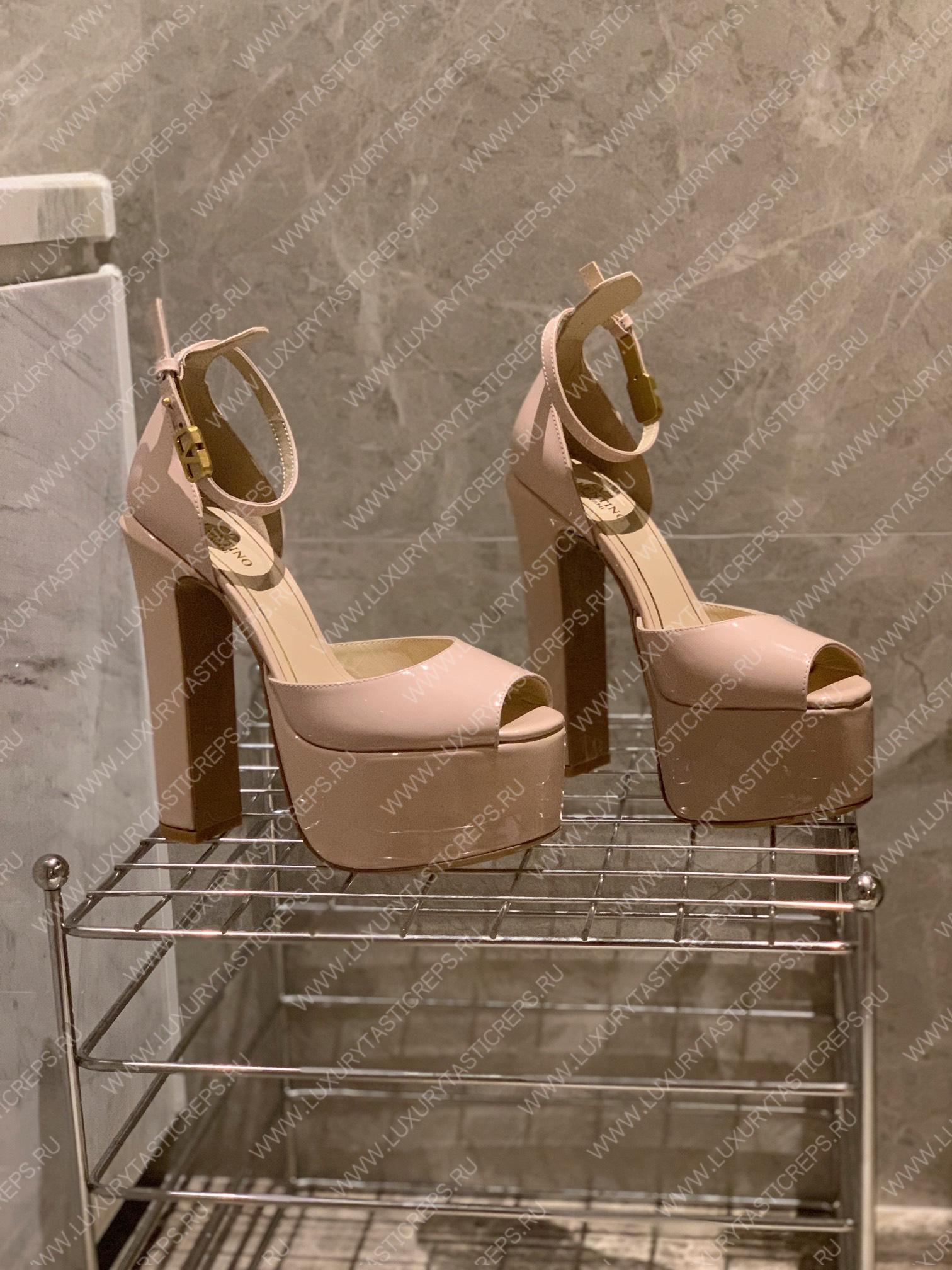 VALENTINO TAN-GO PLATFORM SANDAL FAWN 1W2S0FE0VNE_I16