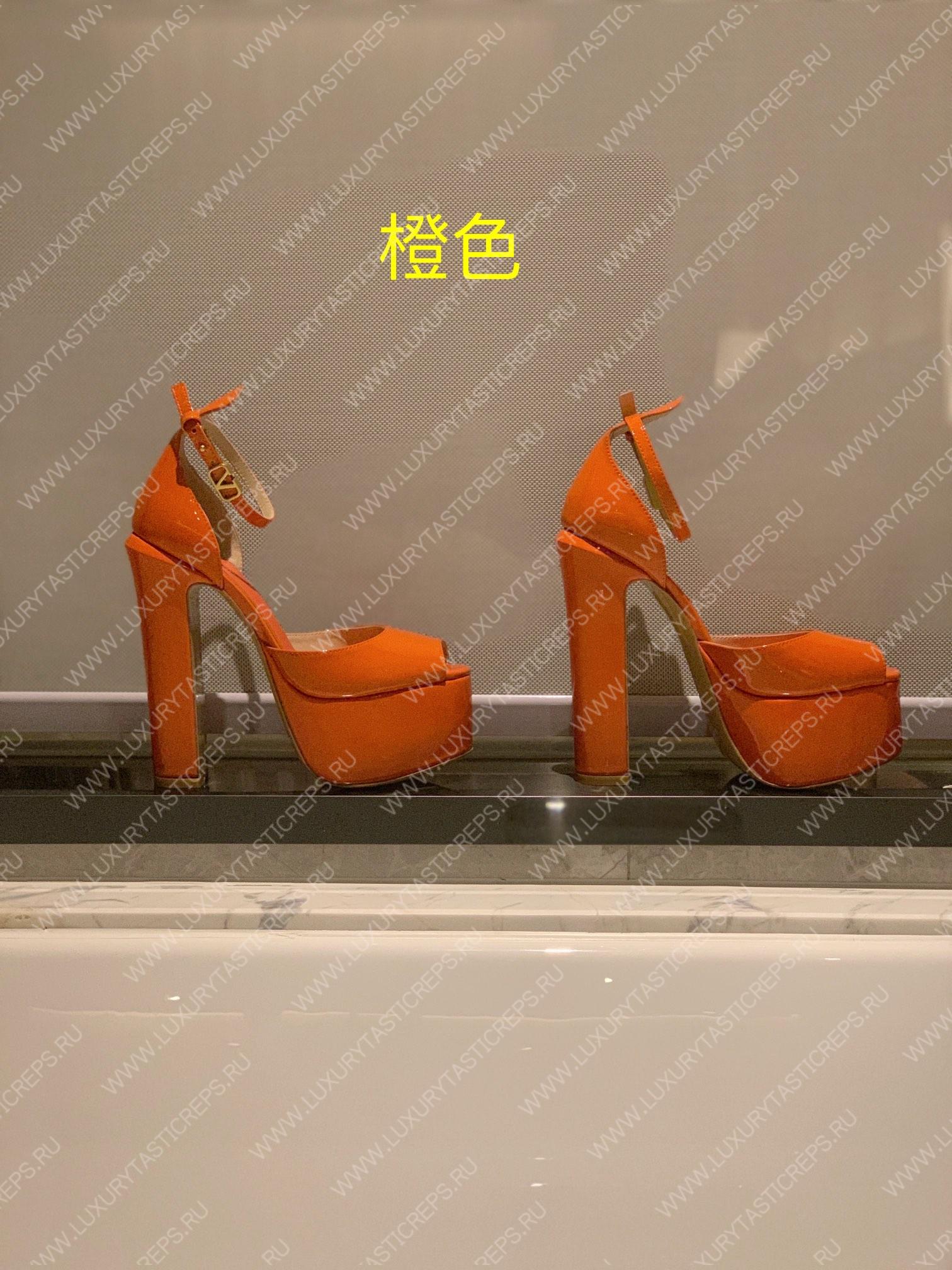VALENTINO TAN-GO PLATFORM SANDAL ORANGE 1W2S0FE0VNE_I16