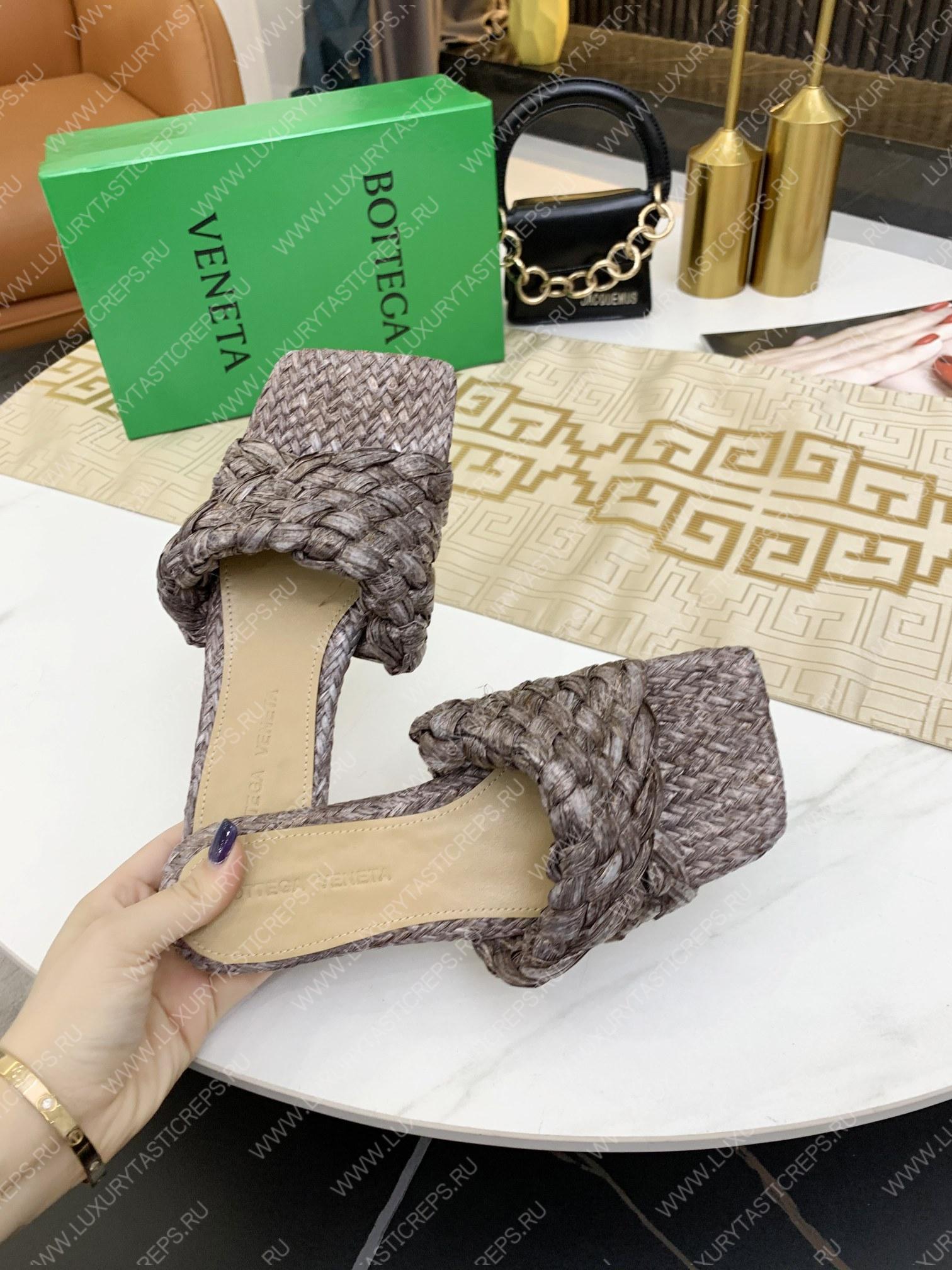 bo*te*ga Ve*ne*ta dot wave sandal brown 708880v