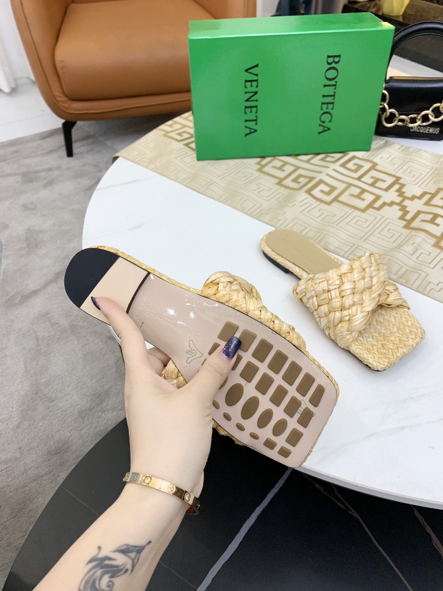 bo*te*ga Ve*ne*ta dot wave sandal cane sugar 708880v